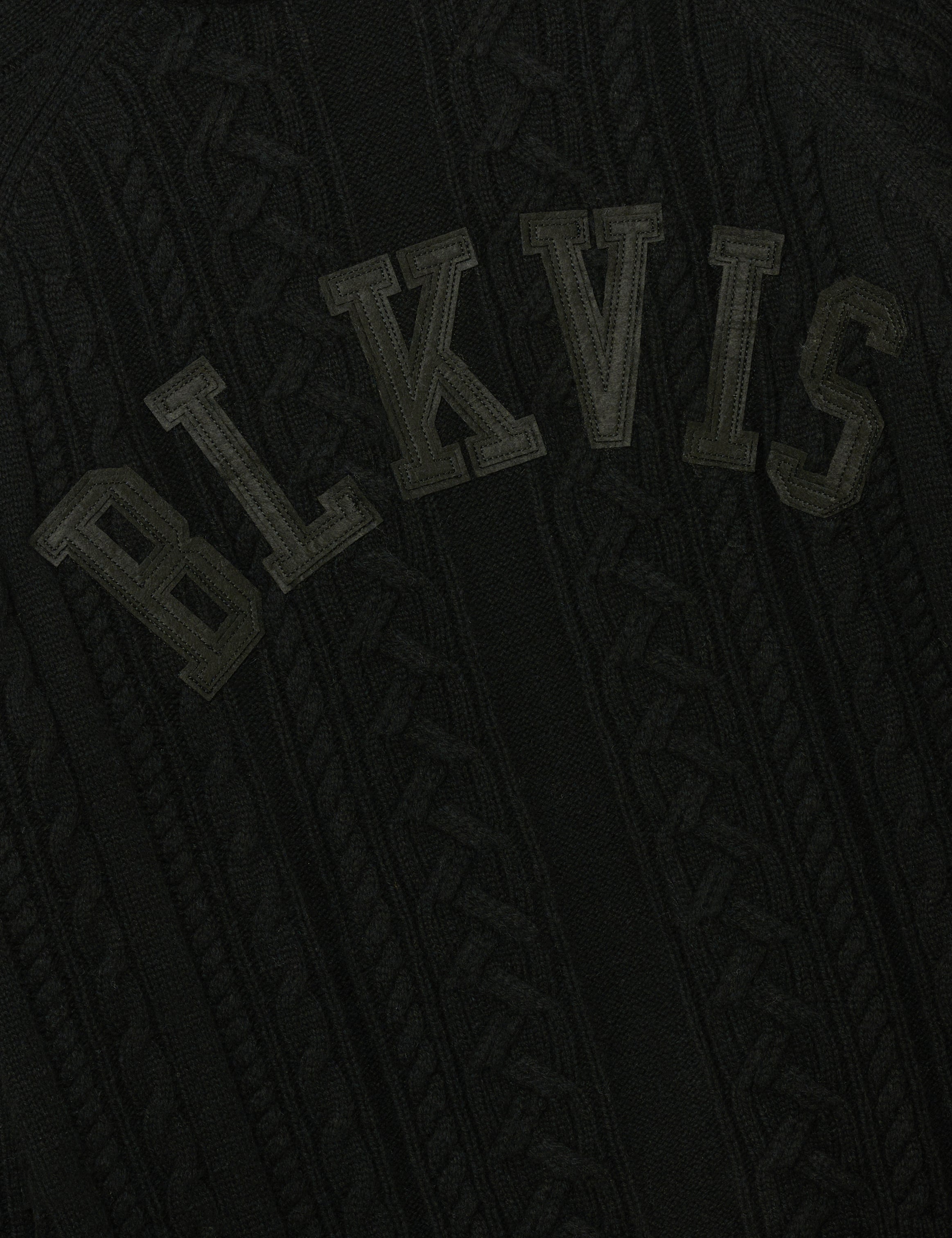 BLKVIS CABLE KNITTED SWEATER - BLACK