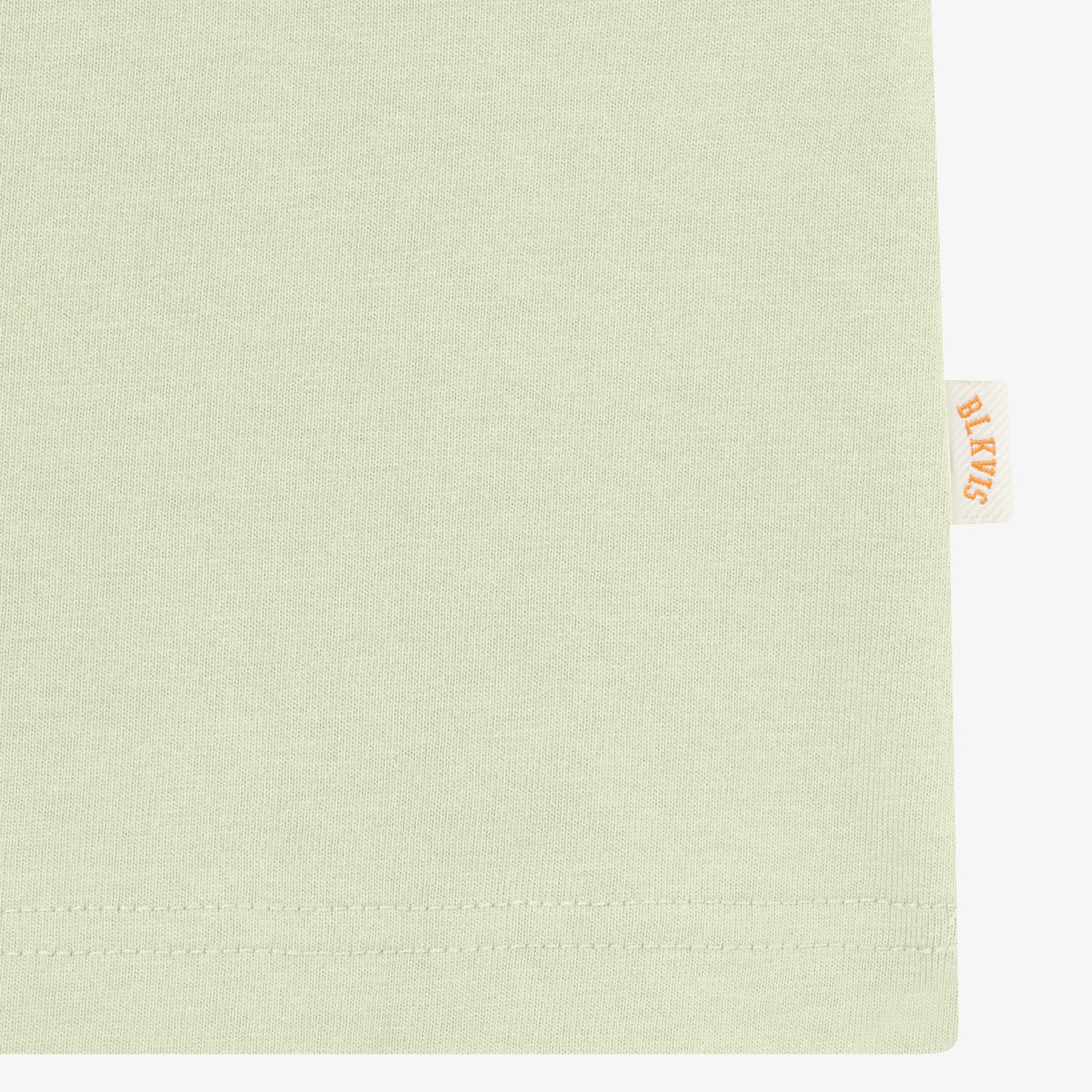 SCRIPT TEE - LAUREL GREEN