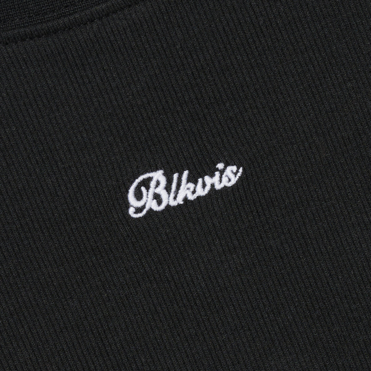 SCIRPT FITTED TEE - BLACK