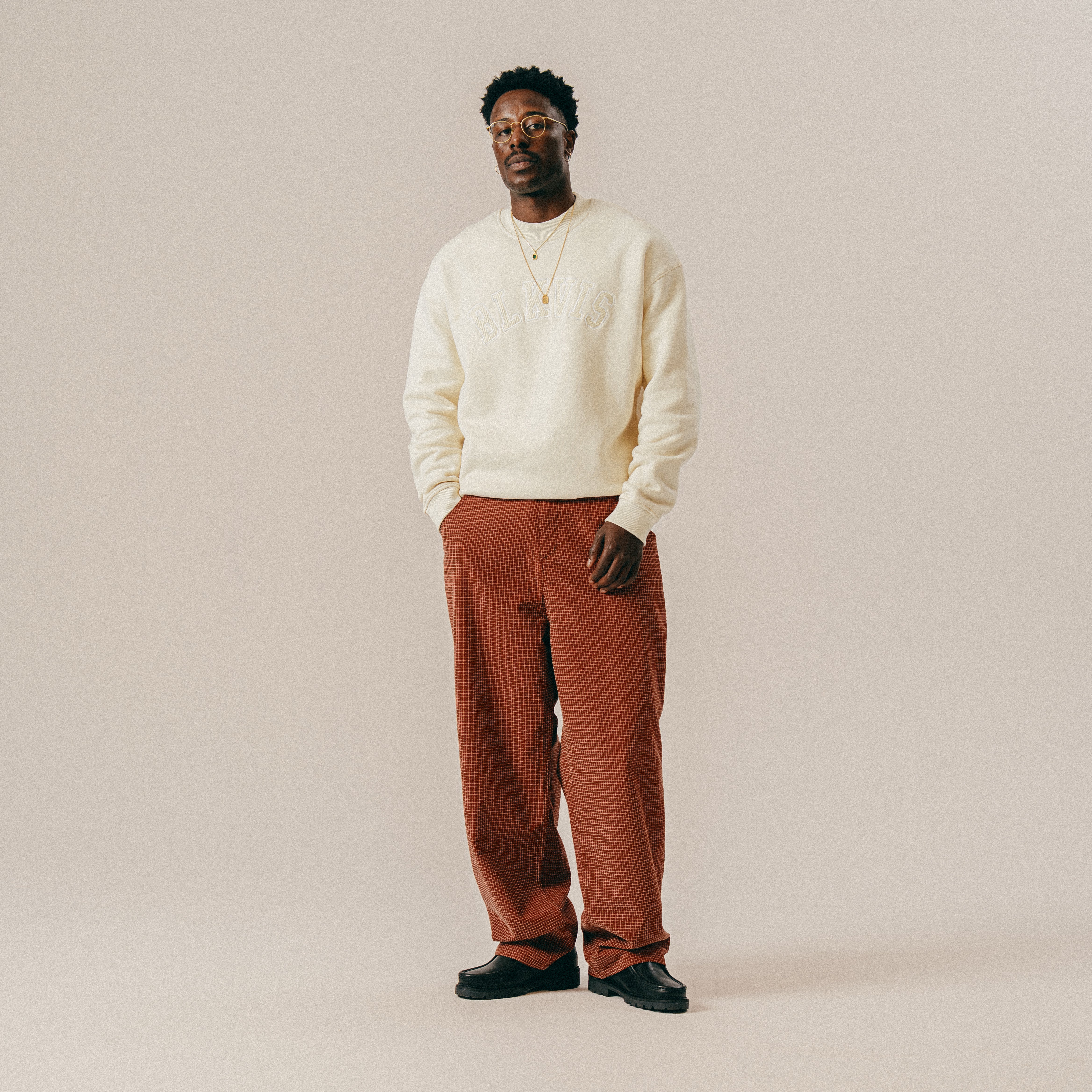 BLKVIS LOGO CREWNECK - ANTIQUE WHITE
