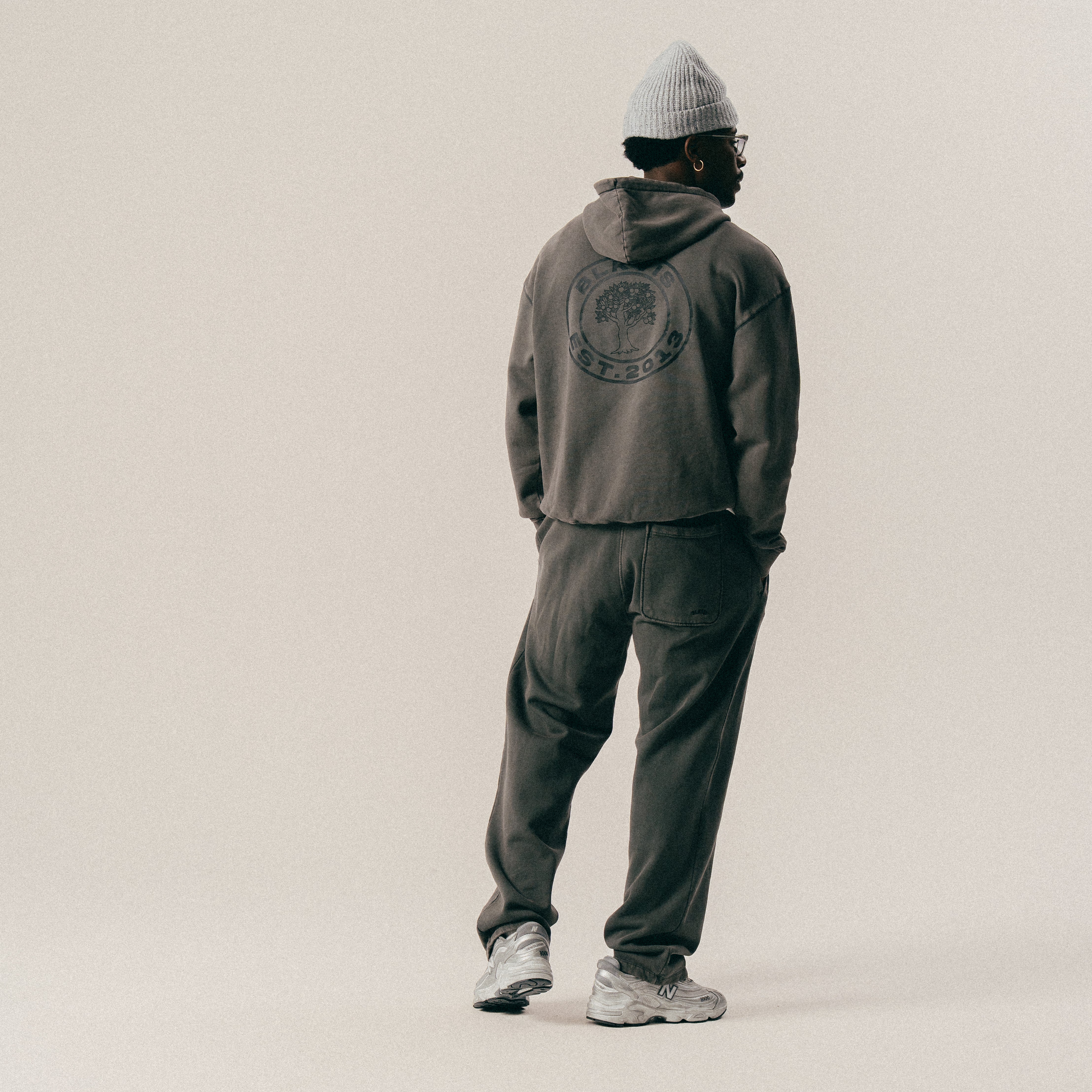 BLKVIS SOURCE GMT DYE HOODY - BLACK