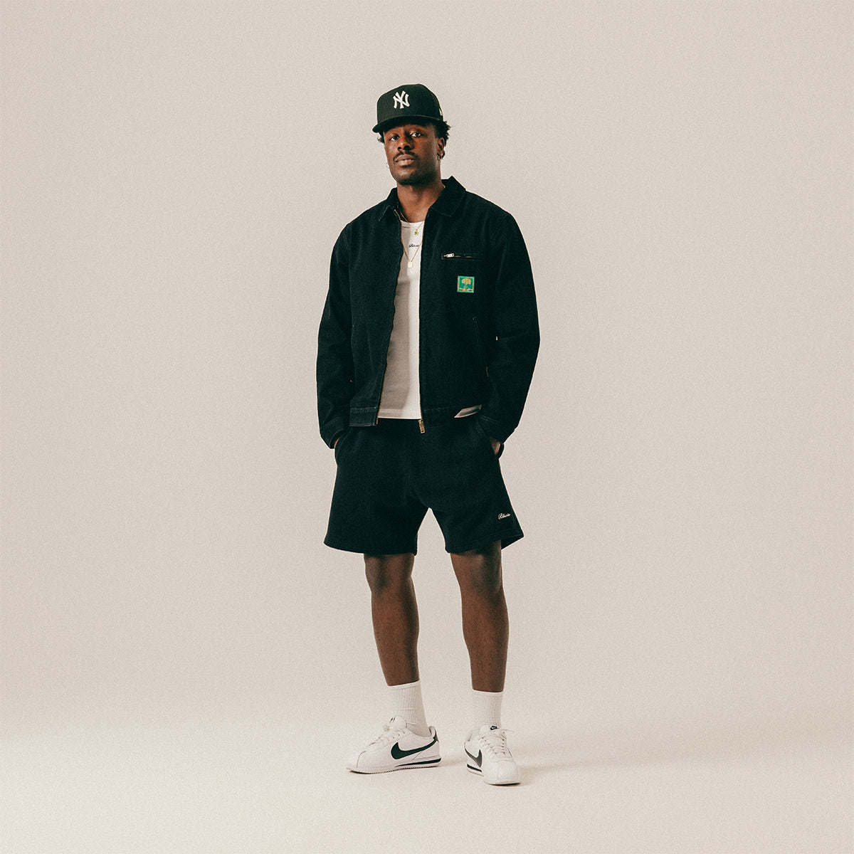 LOGO SWEATSHORTS - BLACK