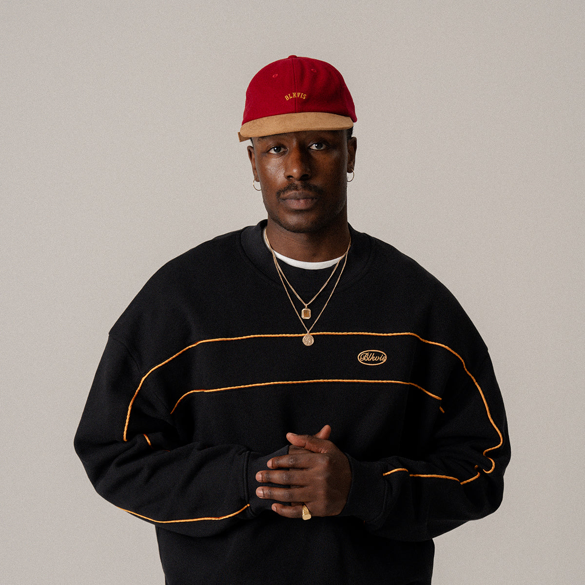 SUEDE LEATHER STRAPBACK CAP - MERLOT