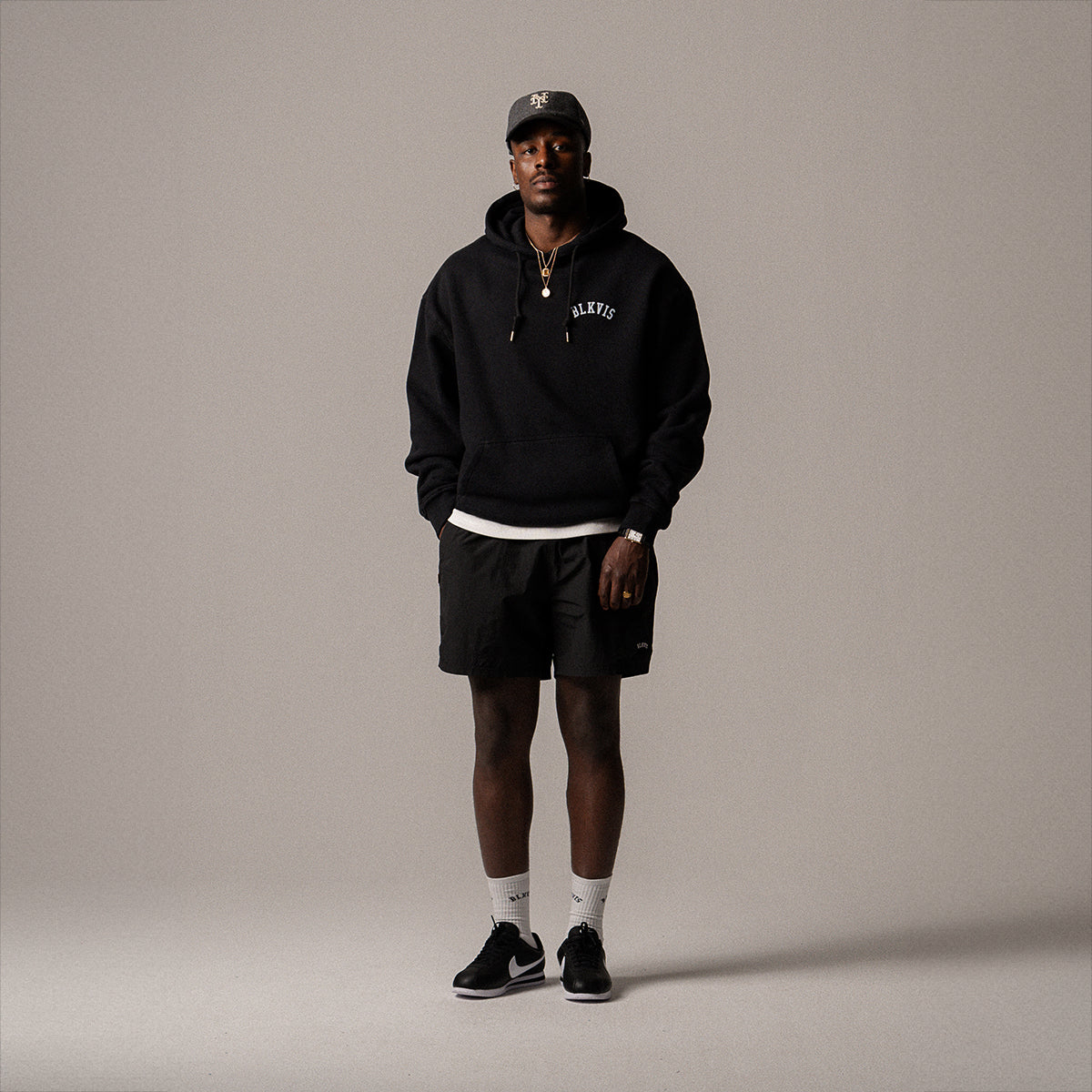 BLKVIS LOGO HOODY - BLACK