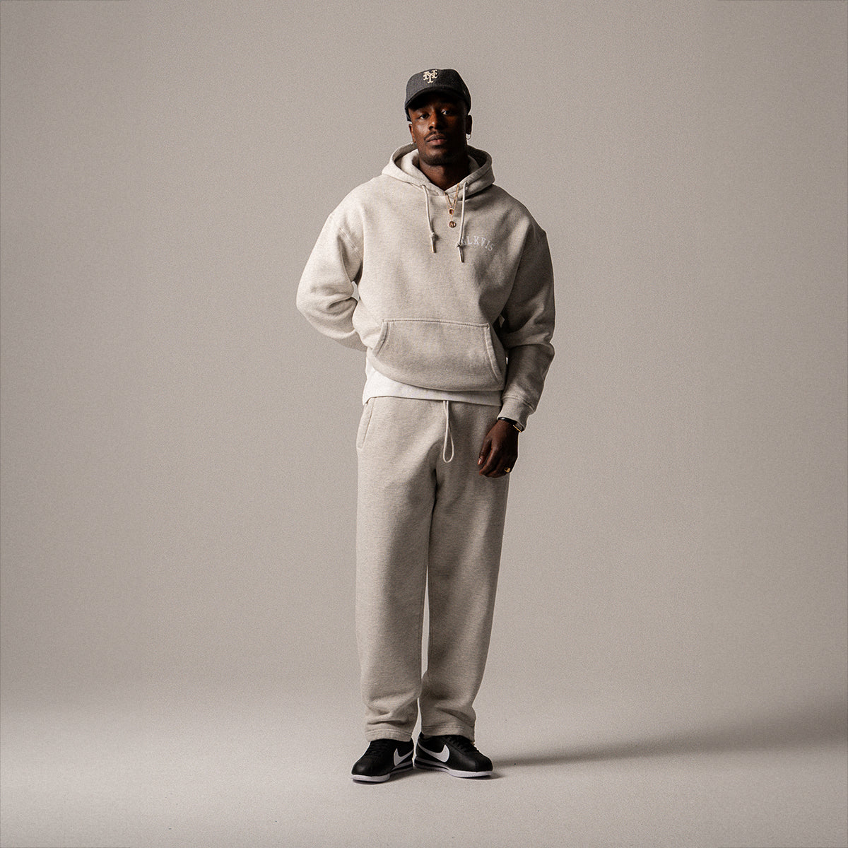 BLKVIS LOGO HOODY - LIGHT GREY HEATHER