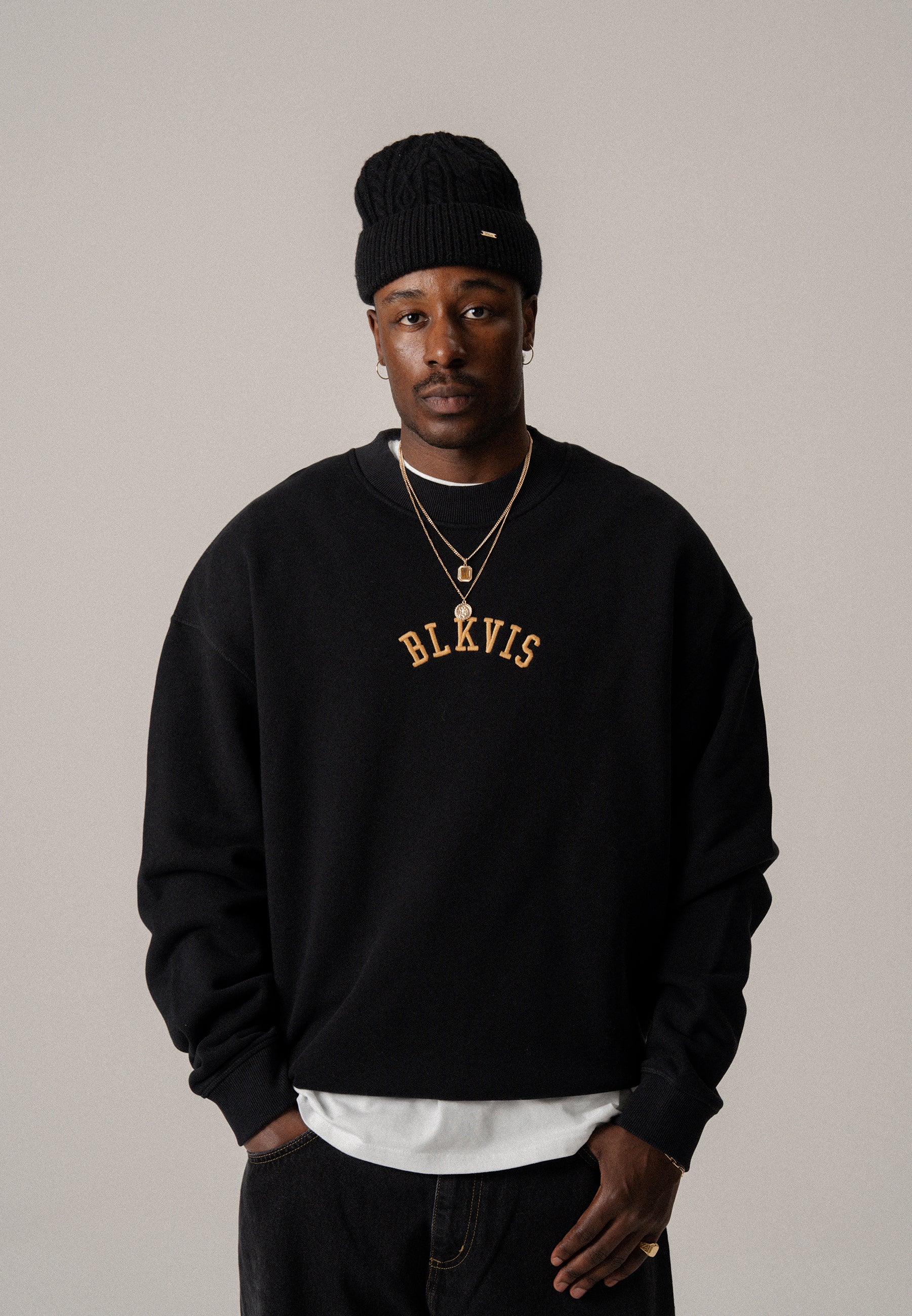 BLKVIS LOGO CREWNECK - BLACK