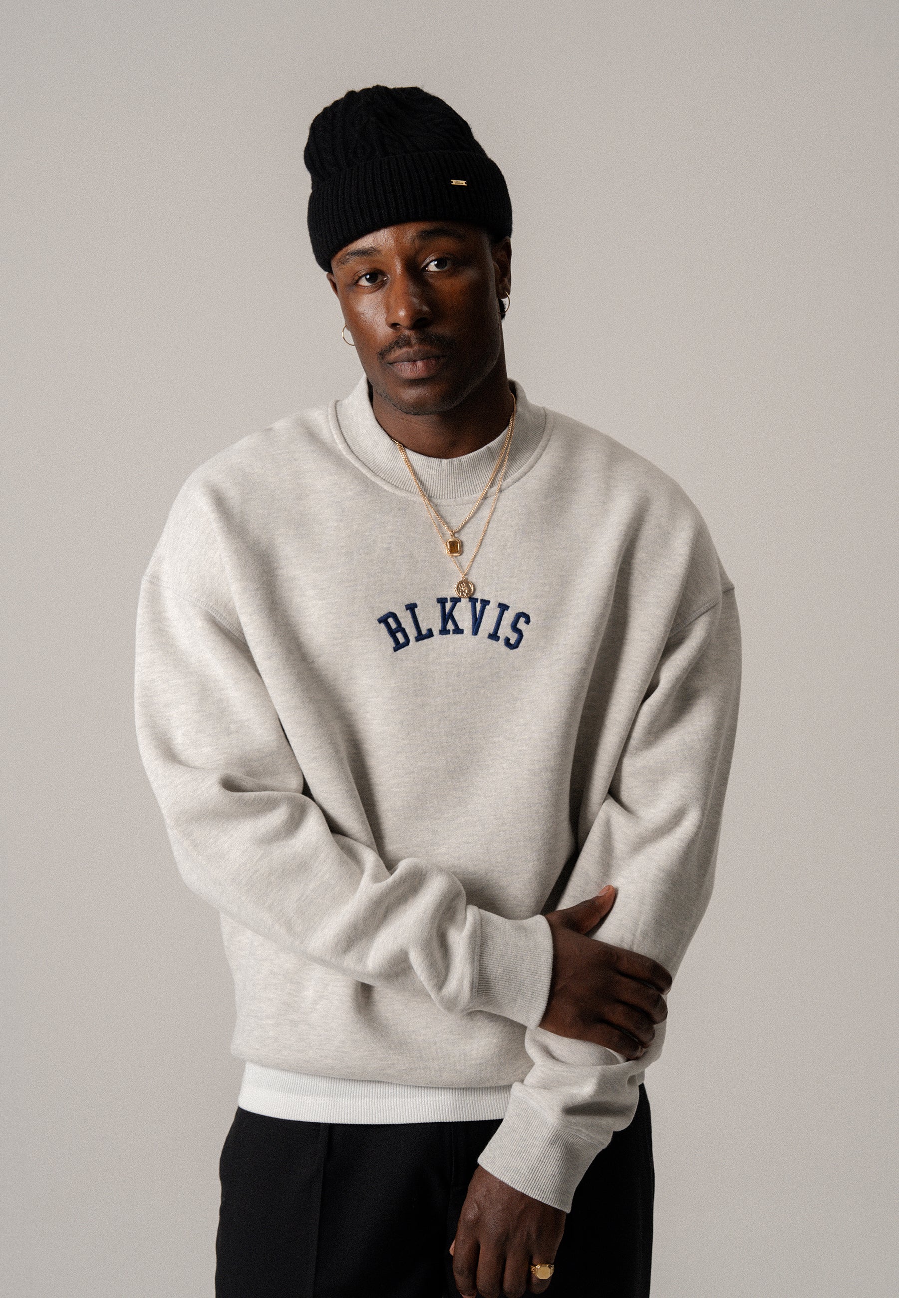 BLKVIS LOGO CREWNECK - LIGHT GREY HEATHER