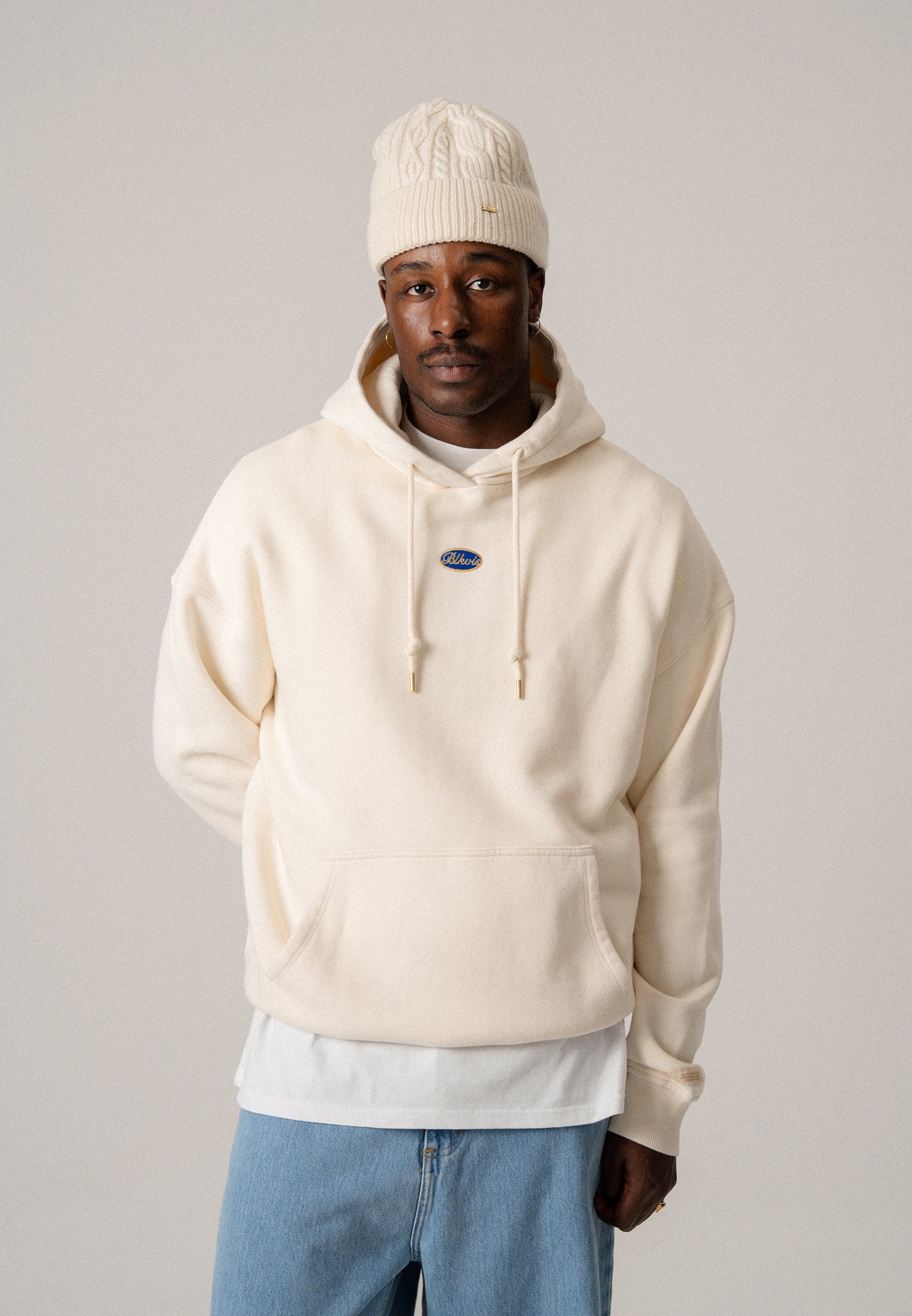 BLKVIS SCRIPT HOODIE - ANTIQUE WHITE