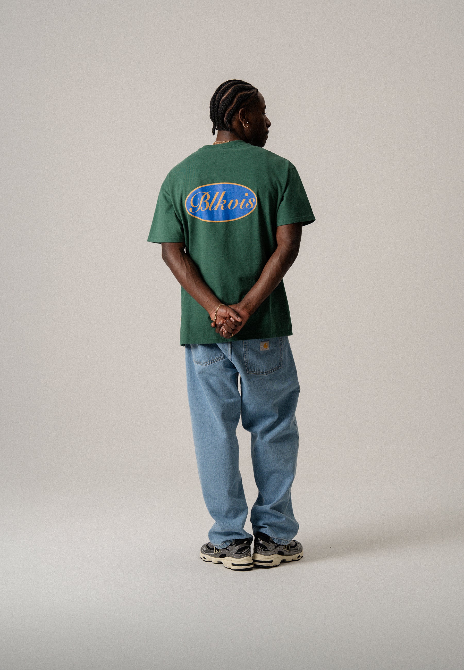 BLKVIS SCRIPT TEE - HUNTER GREEN