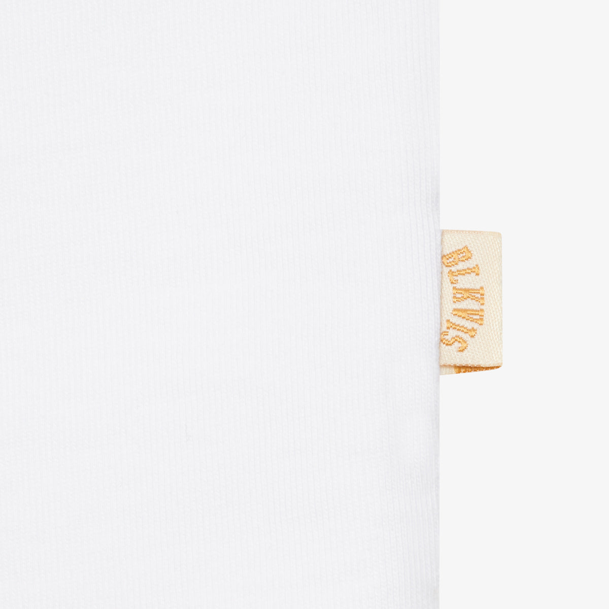 BLKVIS PRIMAVERA TEE - WHITE