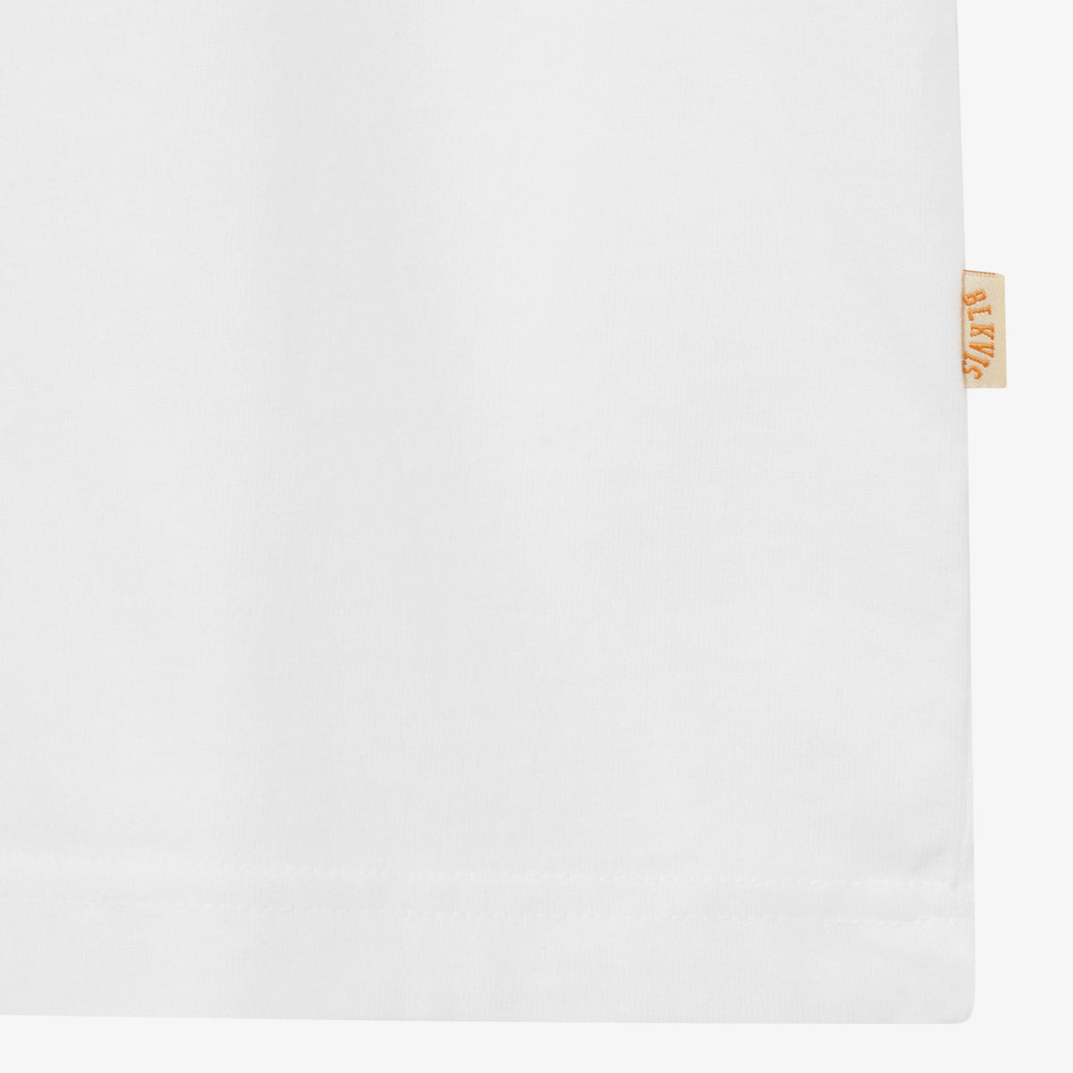 BLKVIS NEWSPAPER TEE - WHITE