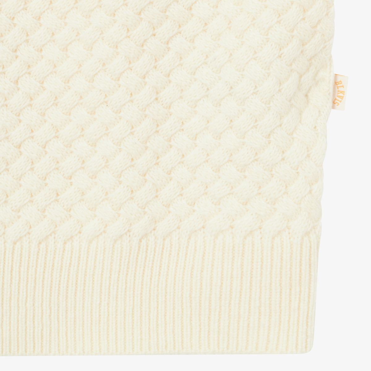 BLKVIS SCRIPT CABLE KNIT VEST - ANTIQUE WHITE
