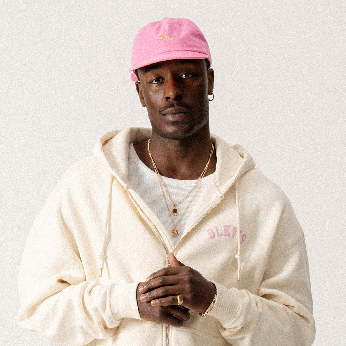 CASQUETTE SCRIPT - ROSE