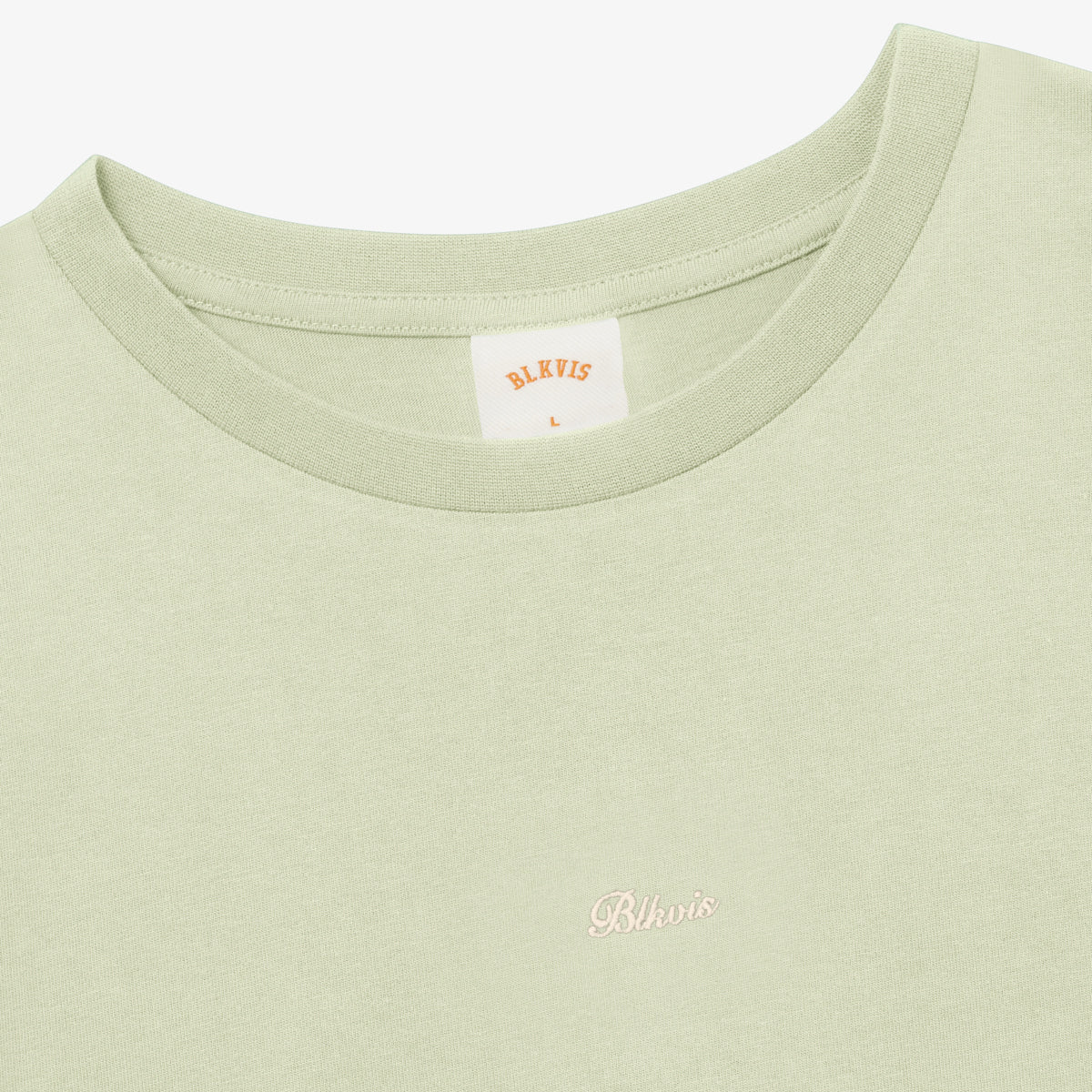 SCRIPT TEE - LAUREL GREEN