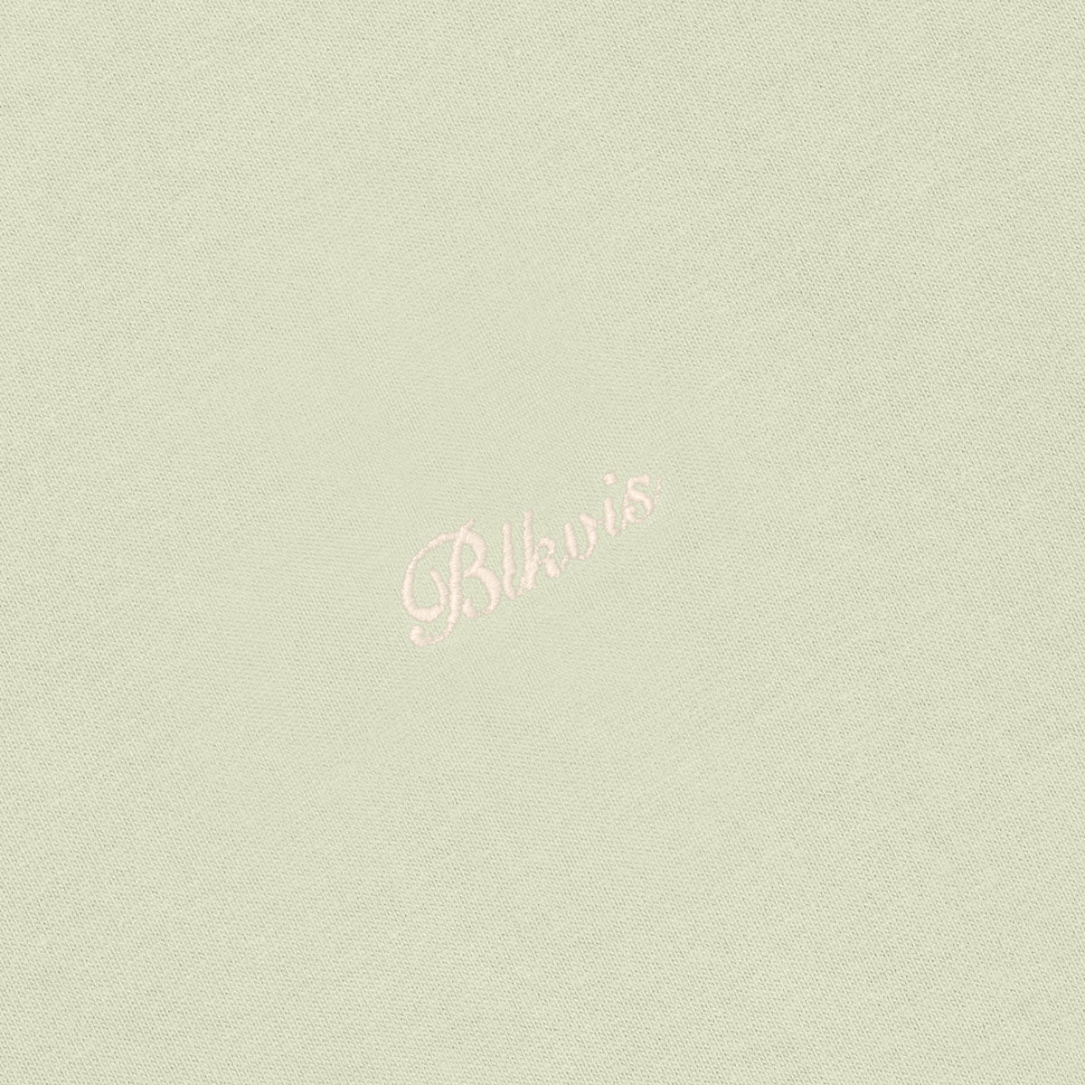 SCRIPT TEE - LAUREL GREEN