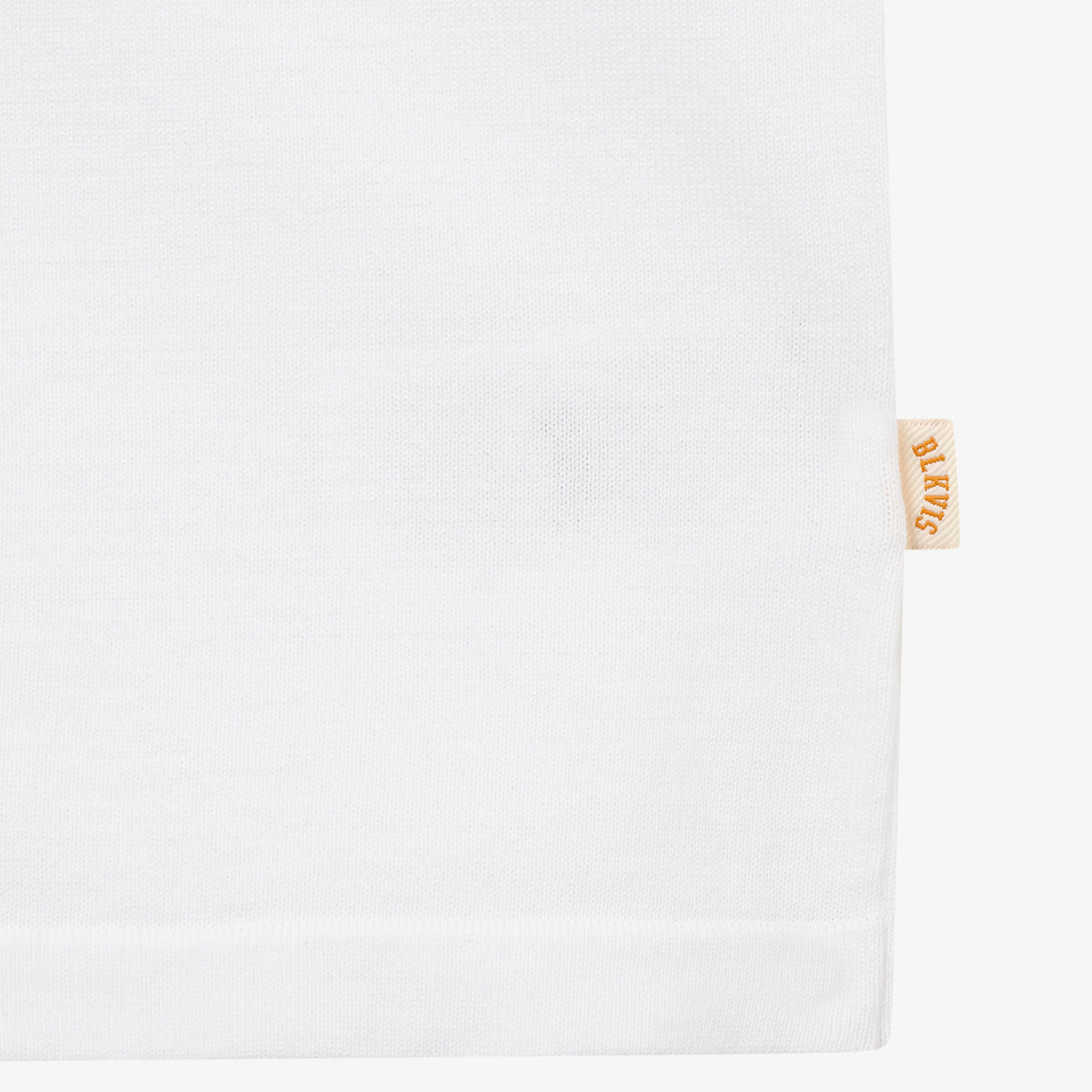 KNITTED TEE - WHITE