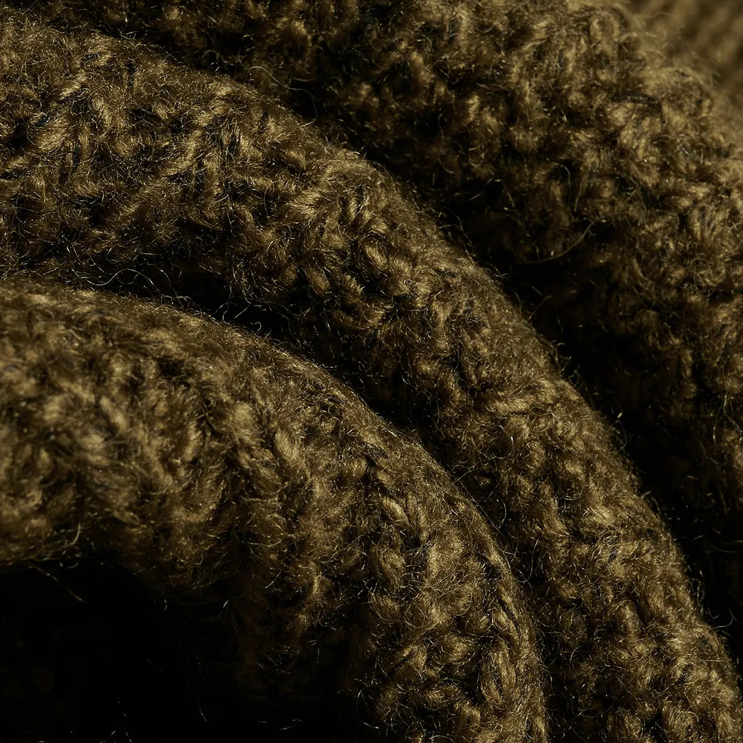 COZY KNIT SWEATER - MILITARY OLIVE