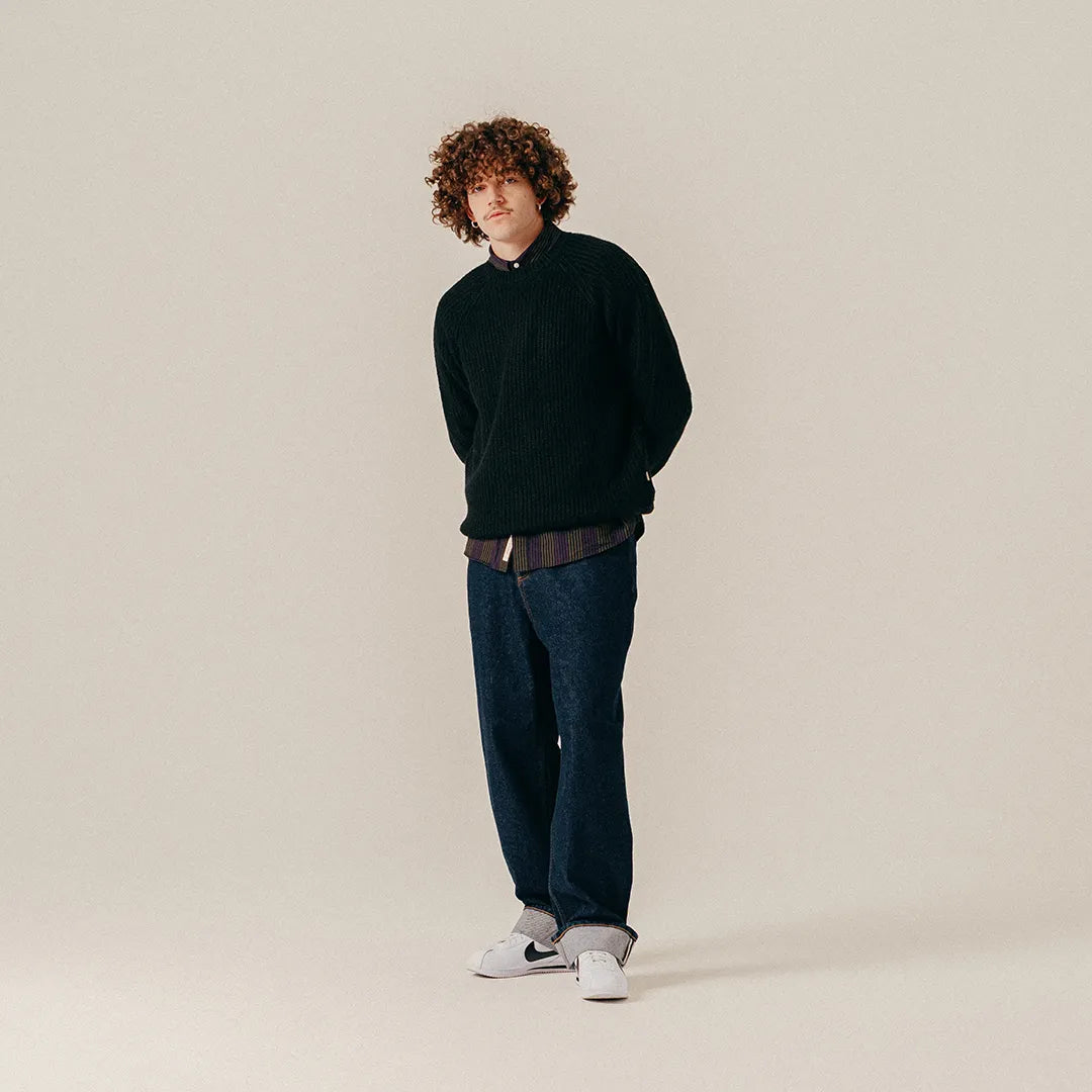 COZY KNIT SWEATER - BLACK