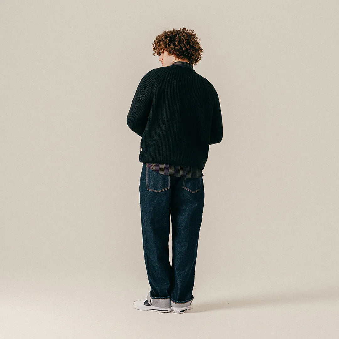 COZY KNIT SWEATER - BLACK
