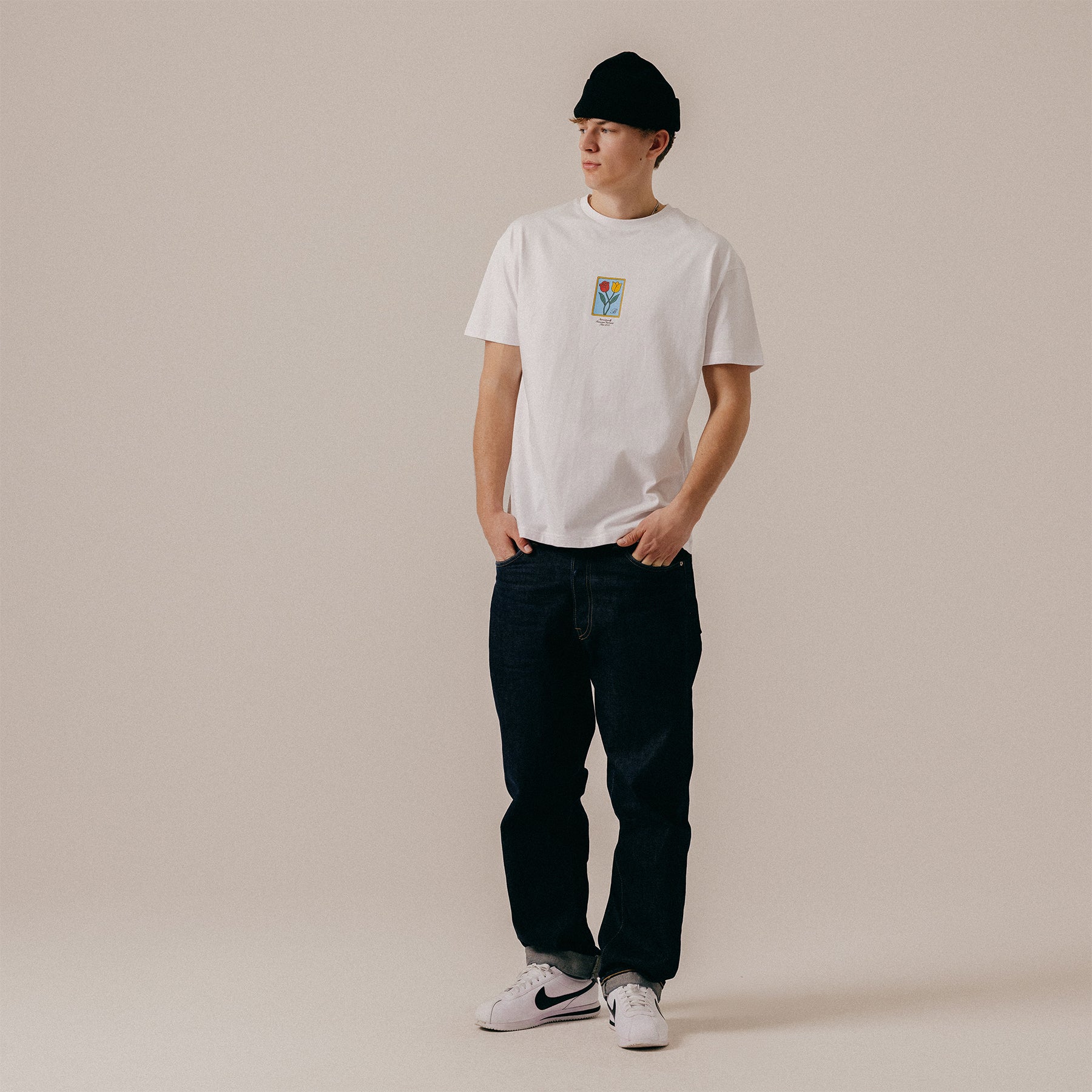 FLOWER TEE - WHITE