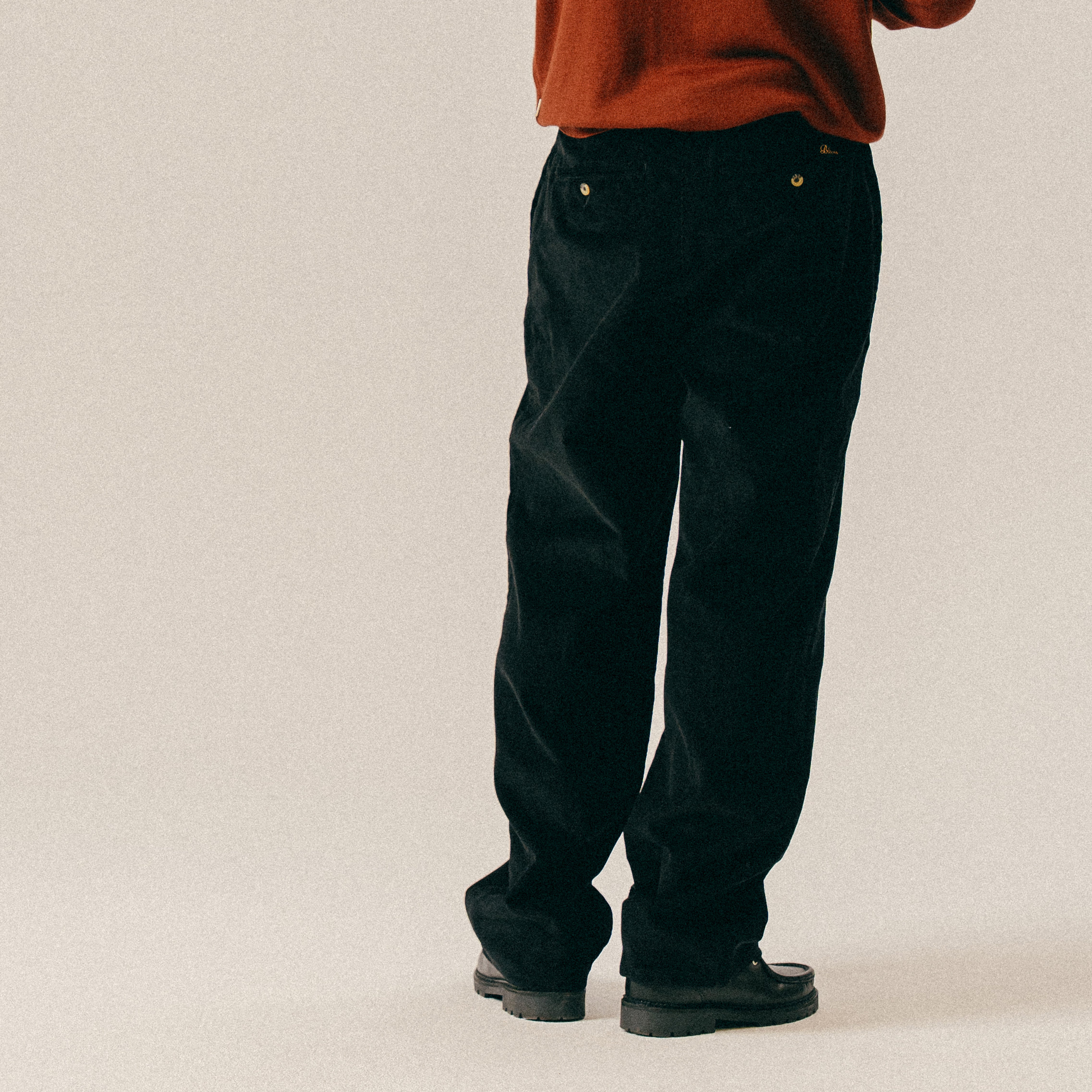 BLKVIS SCRIPT CORDUROY TROUSERS - BLACK