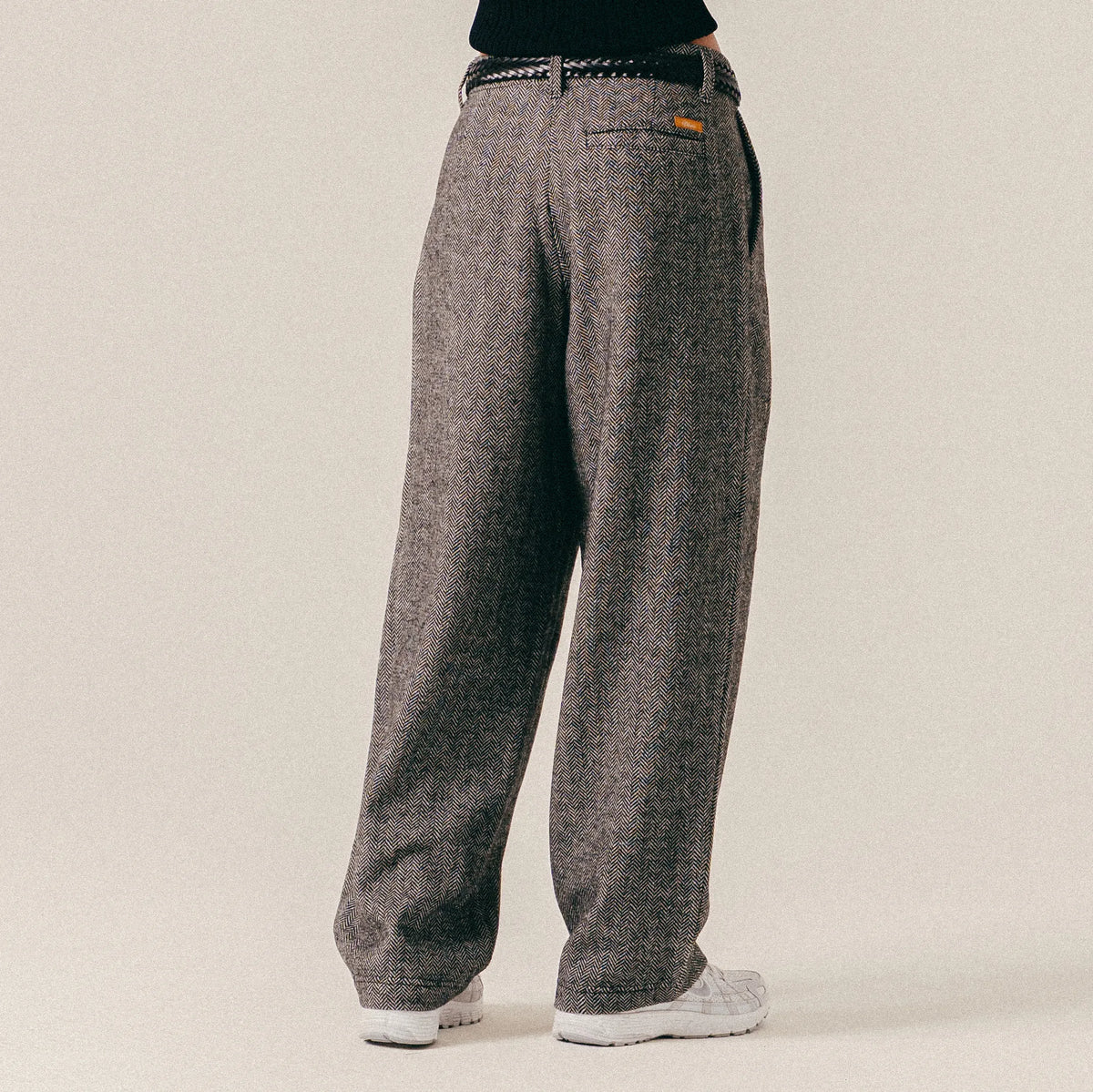 HERRINGBONE WOOL SUIT TROUSERS - BLACK
