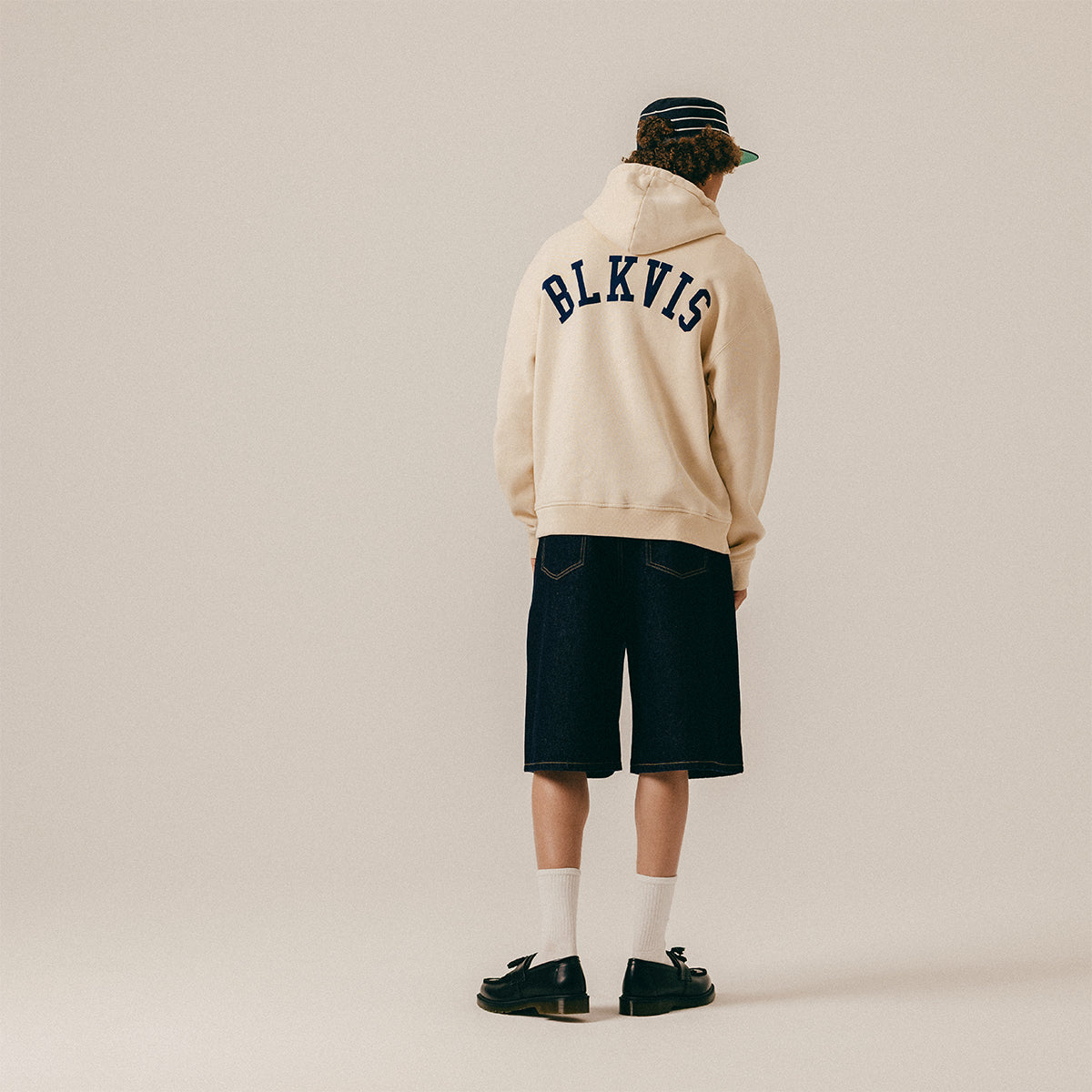 LOGO HOODY - WHITECAP GRAY