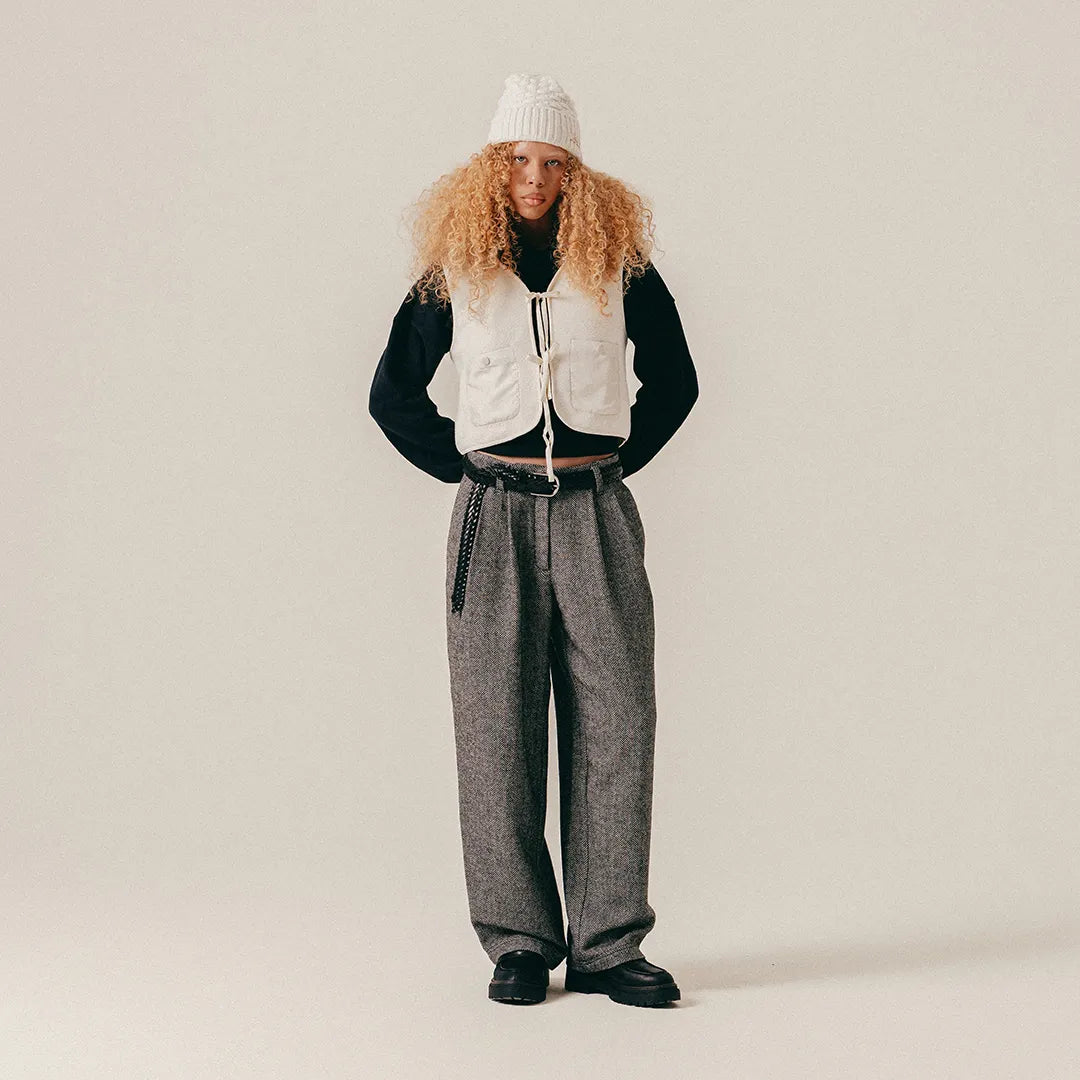 LOGO FLEECE VEST - PAPYRUS