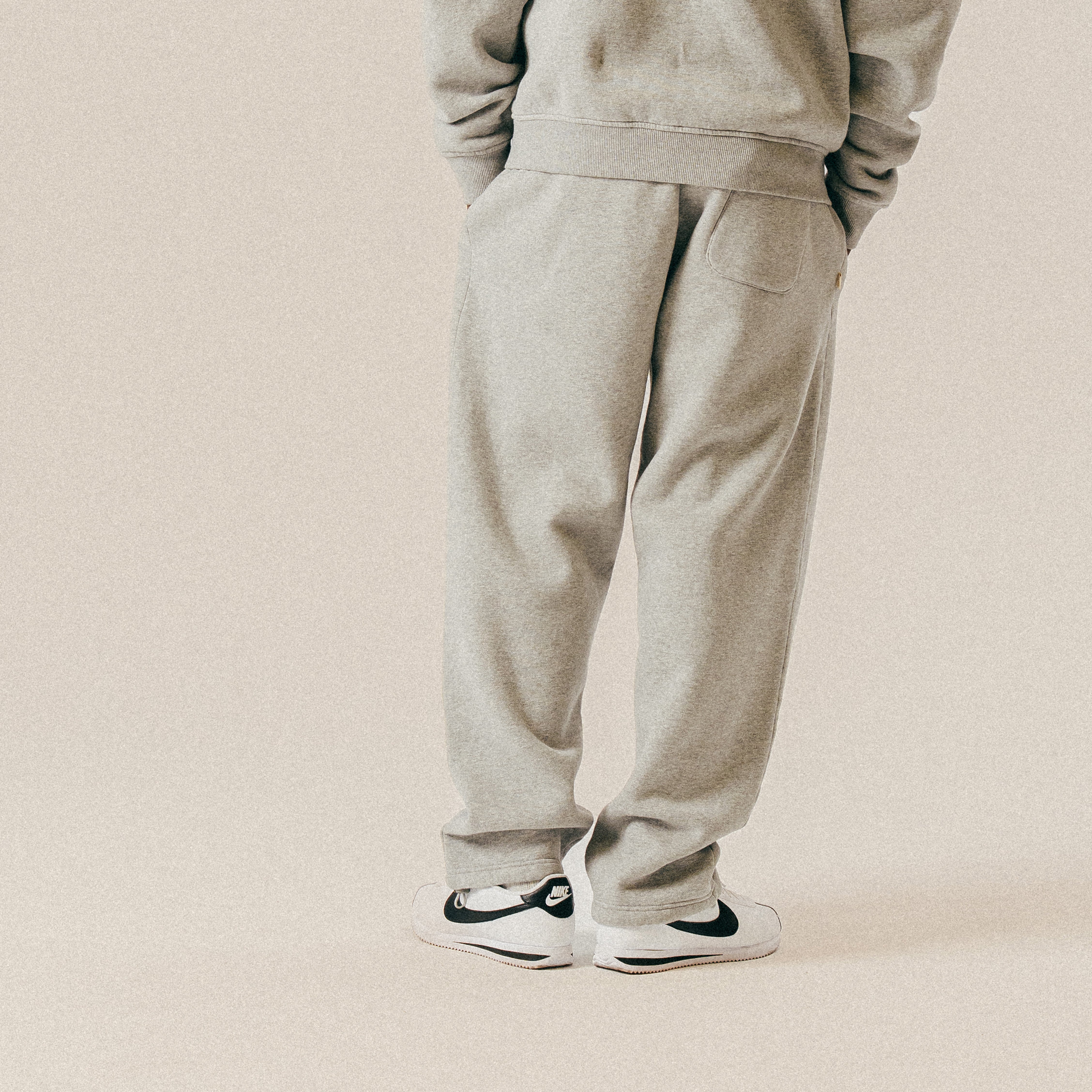 BLKVIS SCRIPT SWEATPANTS - MID GREY HEATHER