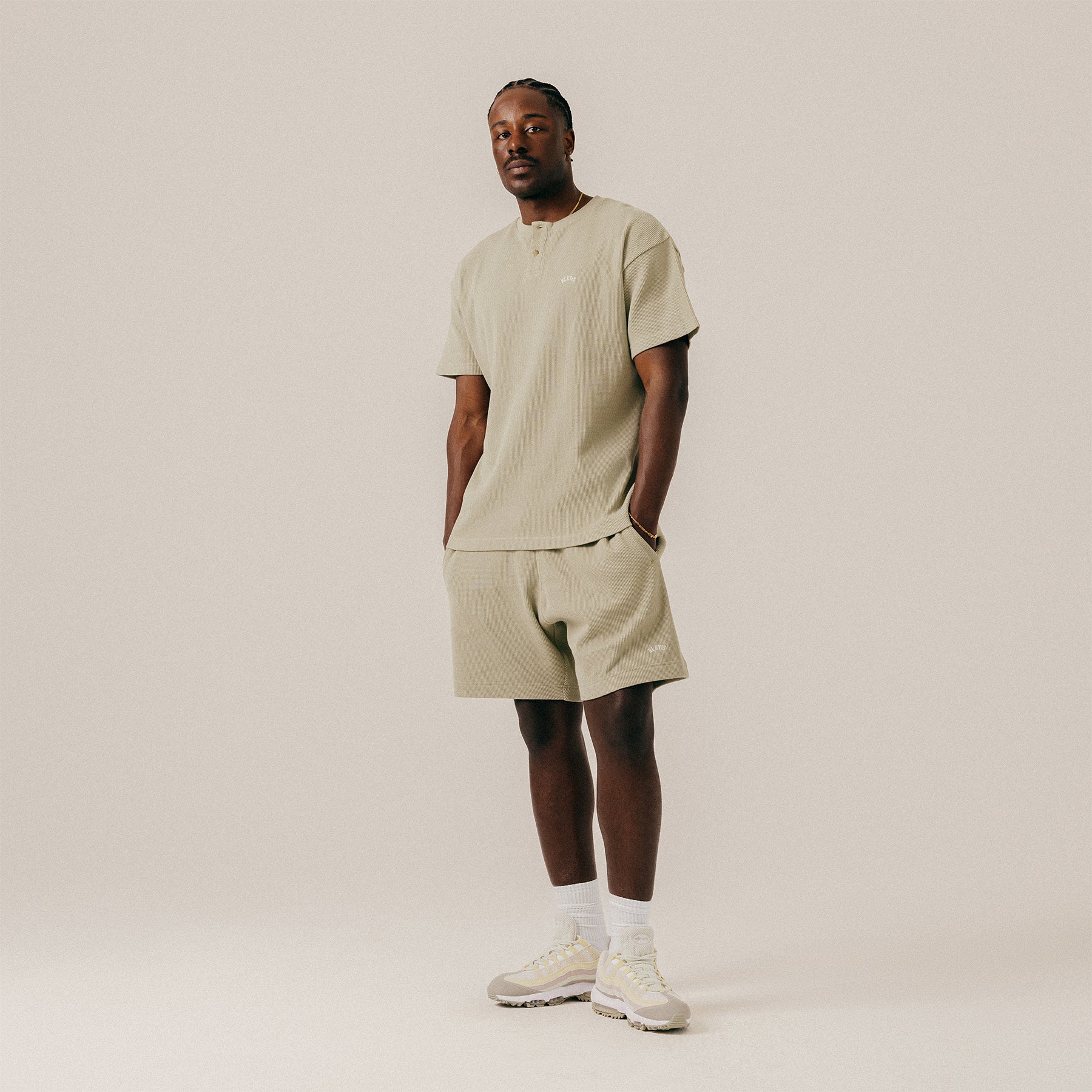 WAFFLE HENLEY - TEA