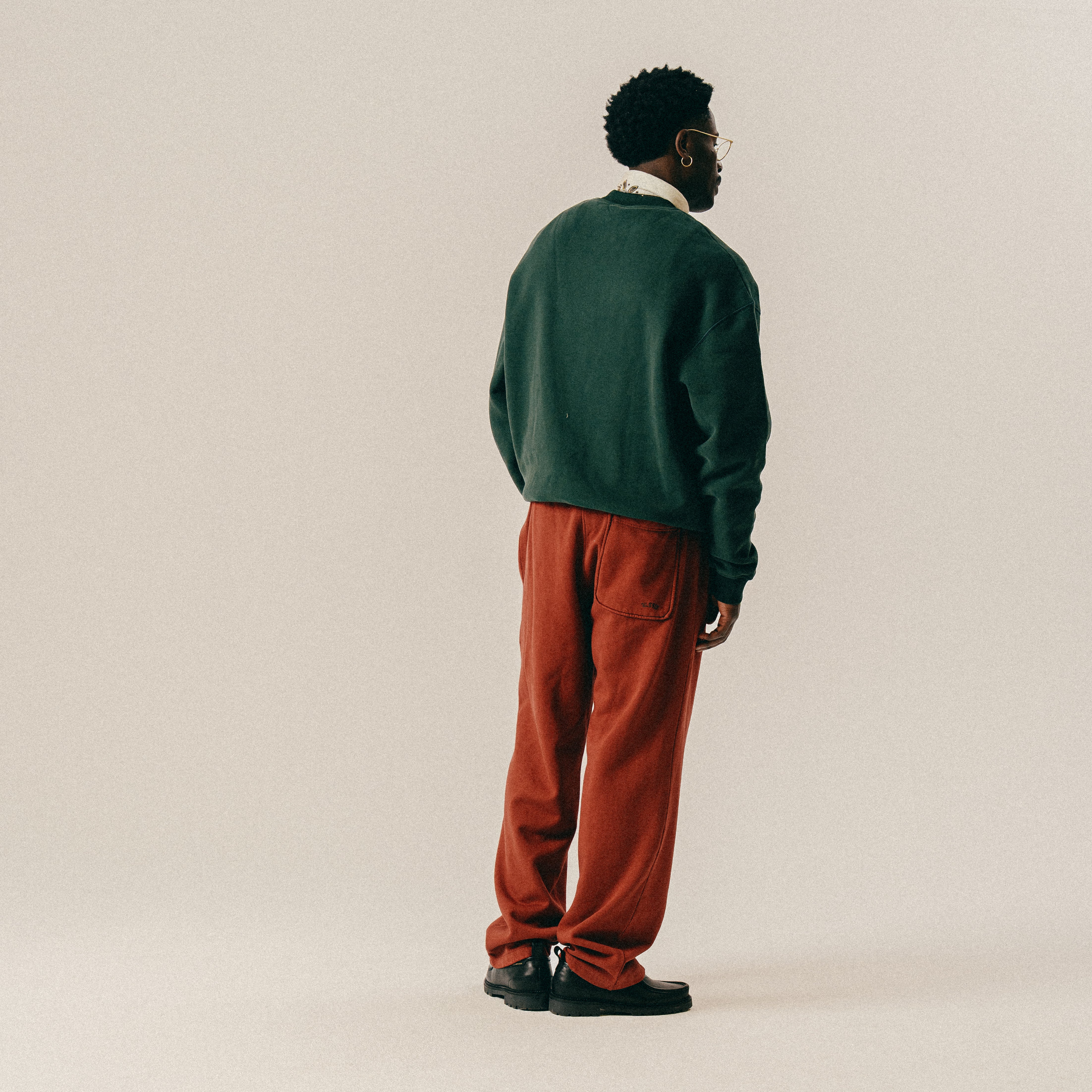 BLKVIS LOGO CREWNECK - DARKEST SPRUCE