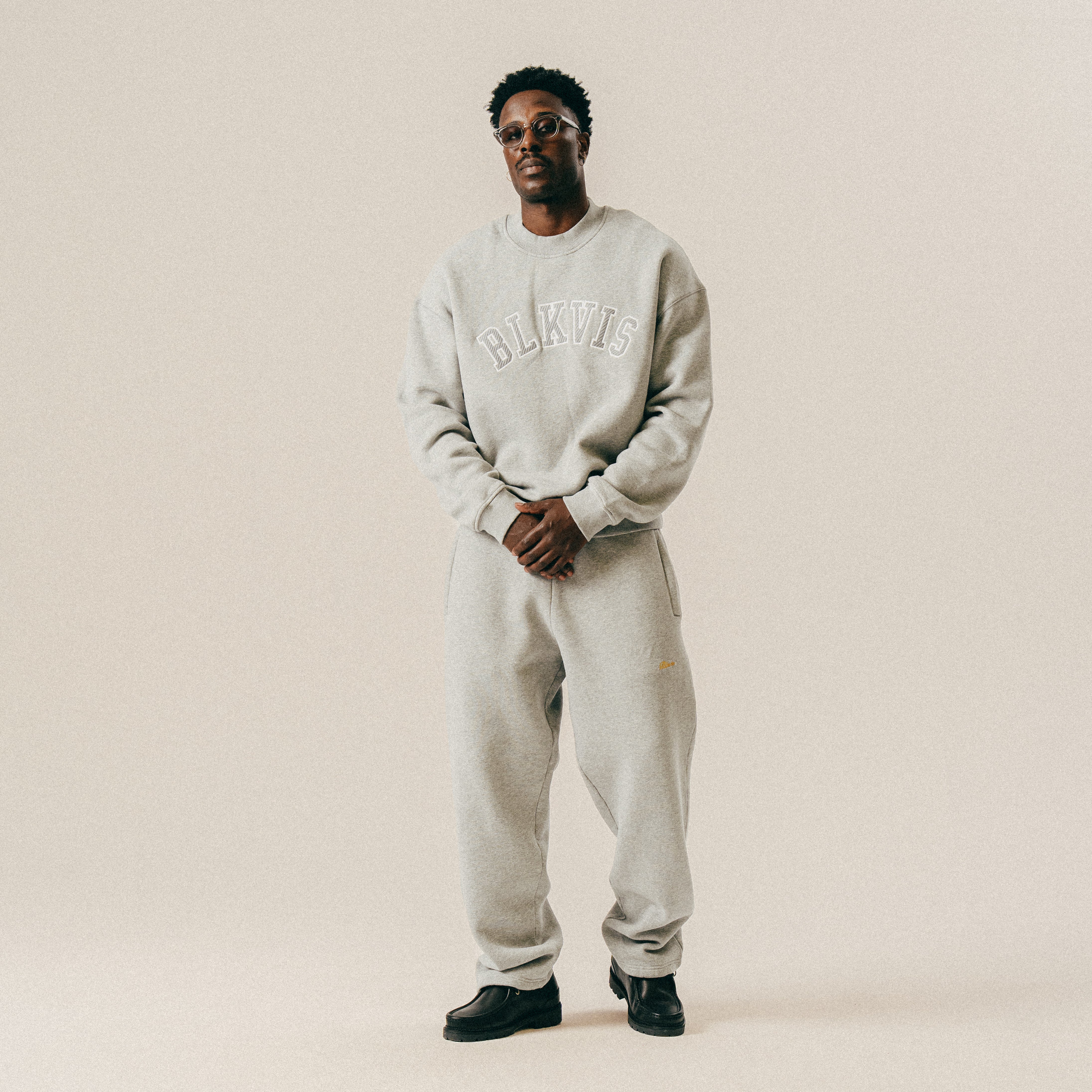 BLKVIS LOGO CREWNECK - MID GREY HEATHER