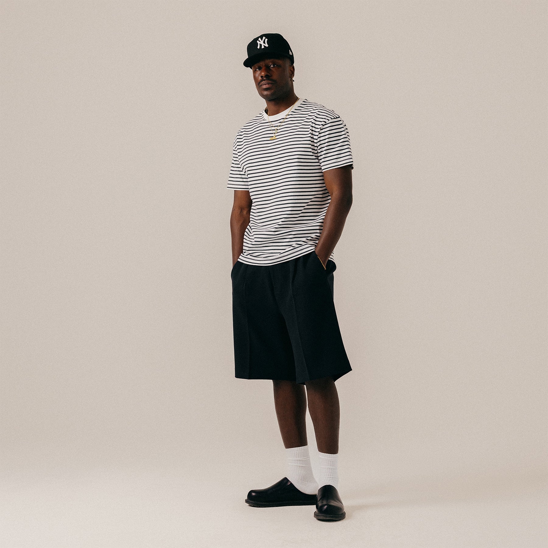 STRIPED TEE - WHITE