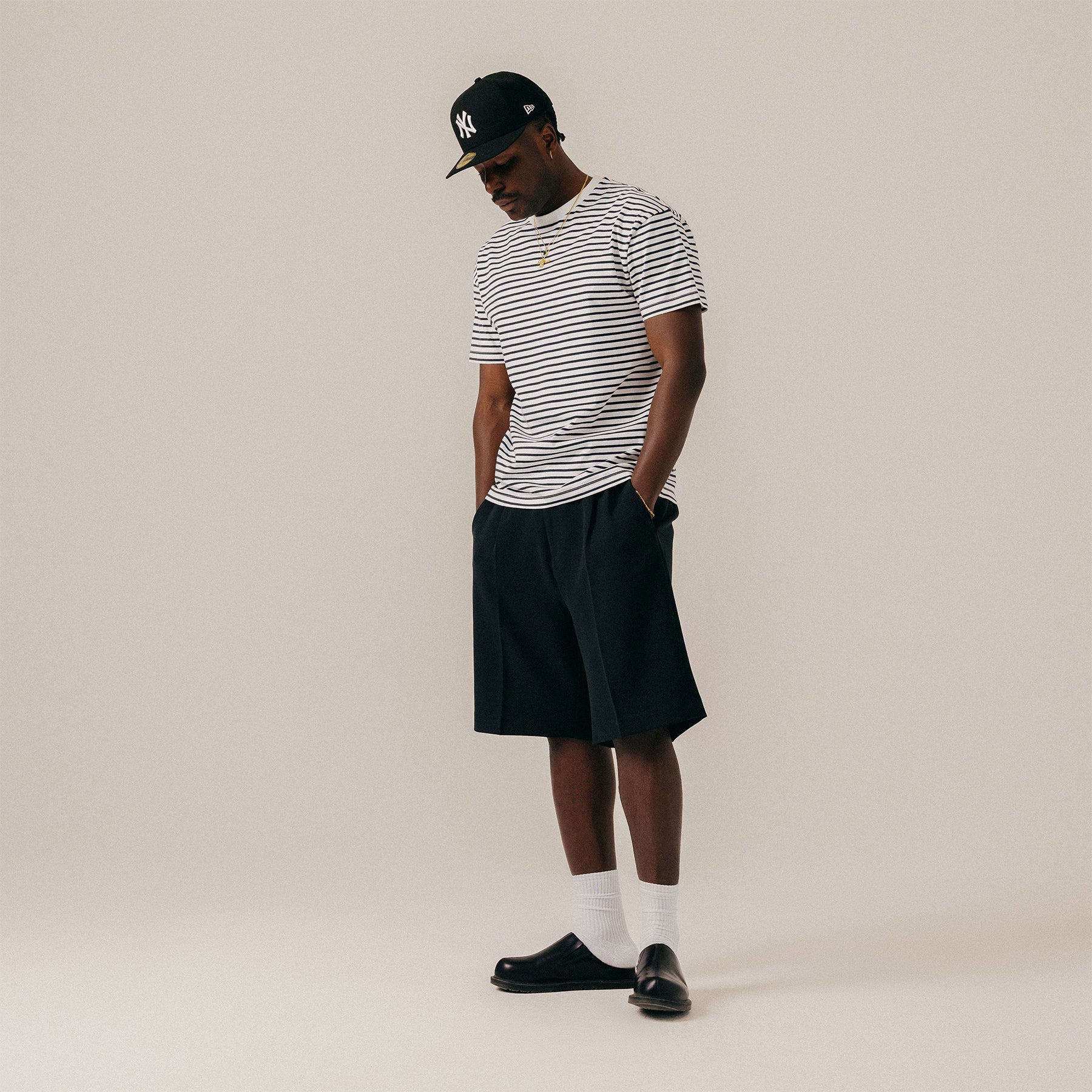 STRIPED TEE - WHITE