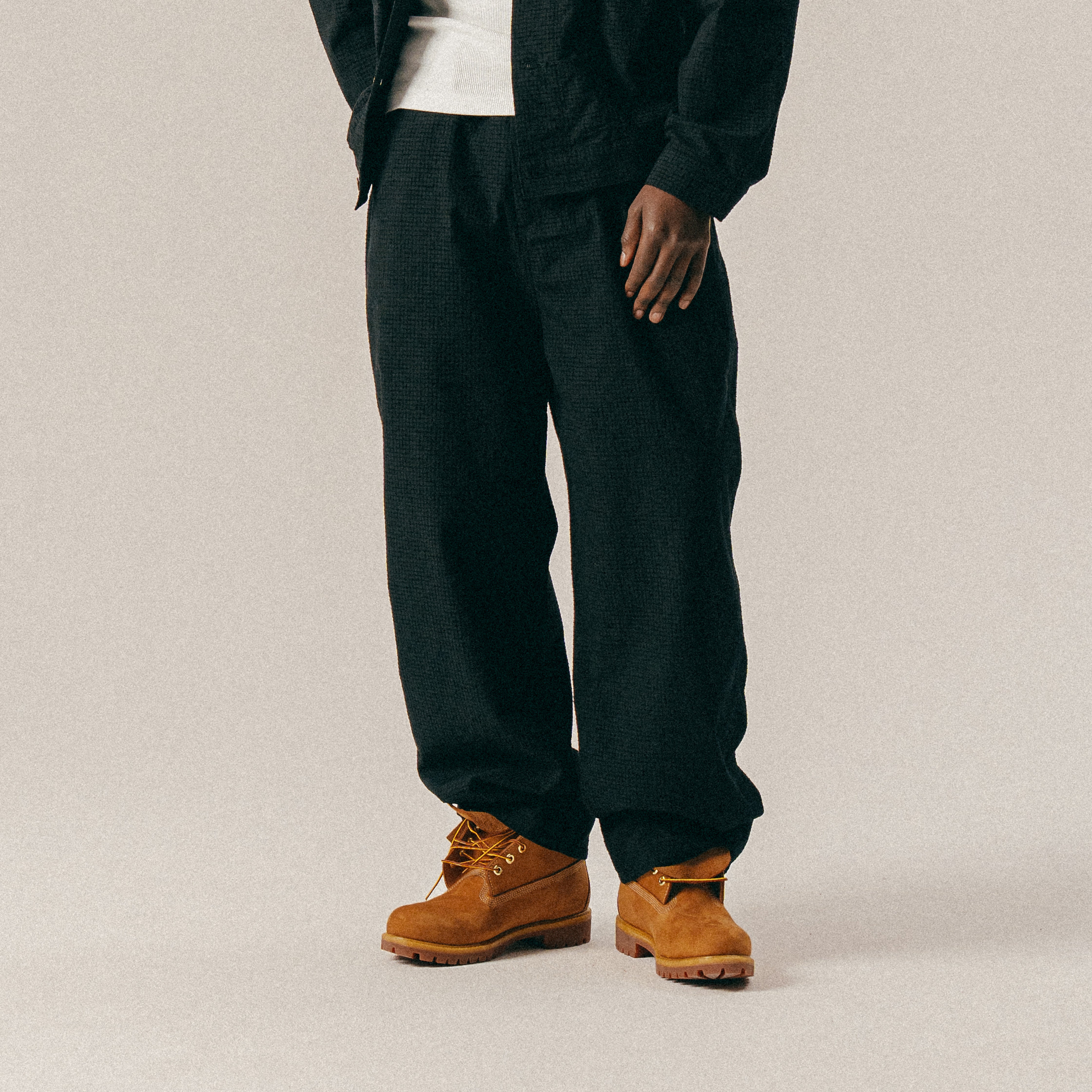 BLKVIS CHECKED CHENILLE PANTS - BLACK