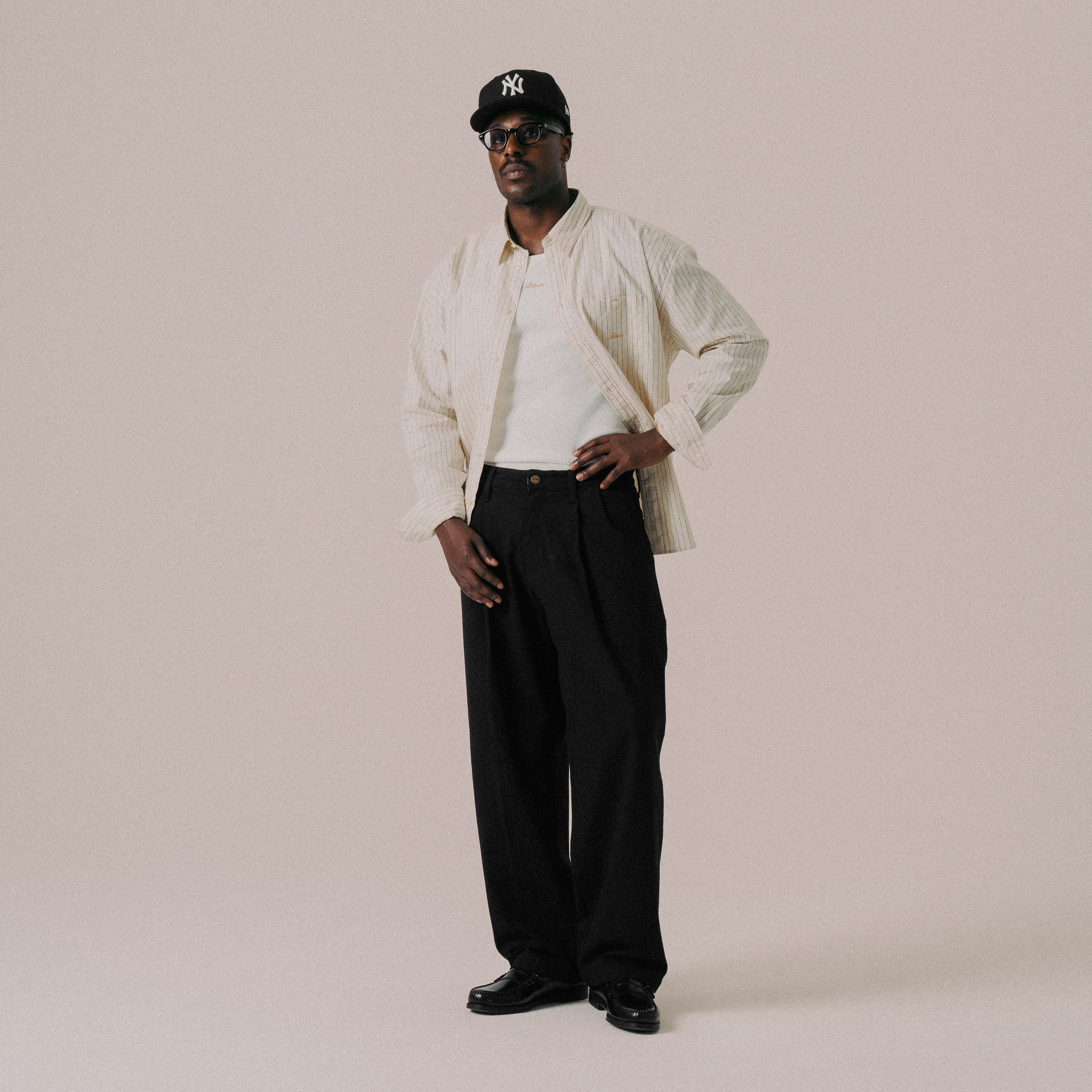 BLKVIS SCRIPT SHIRT - ANTIQUE WHITE