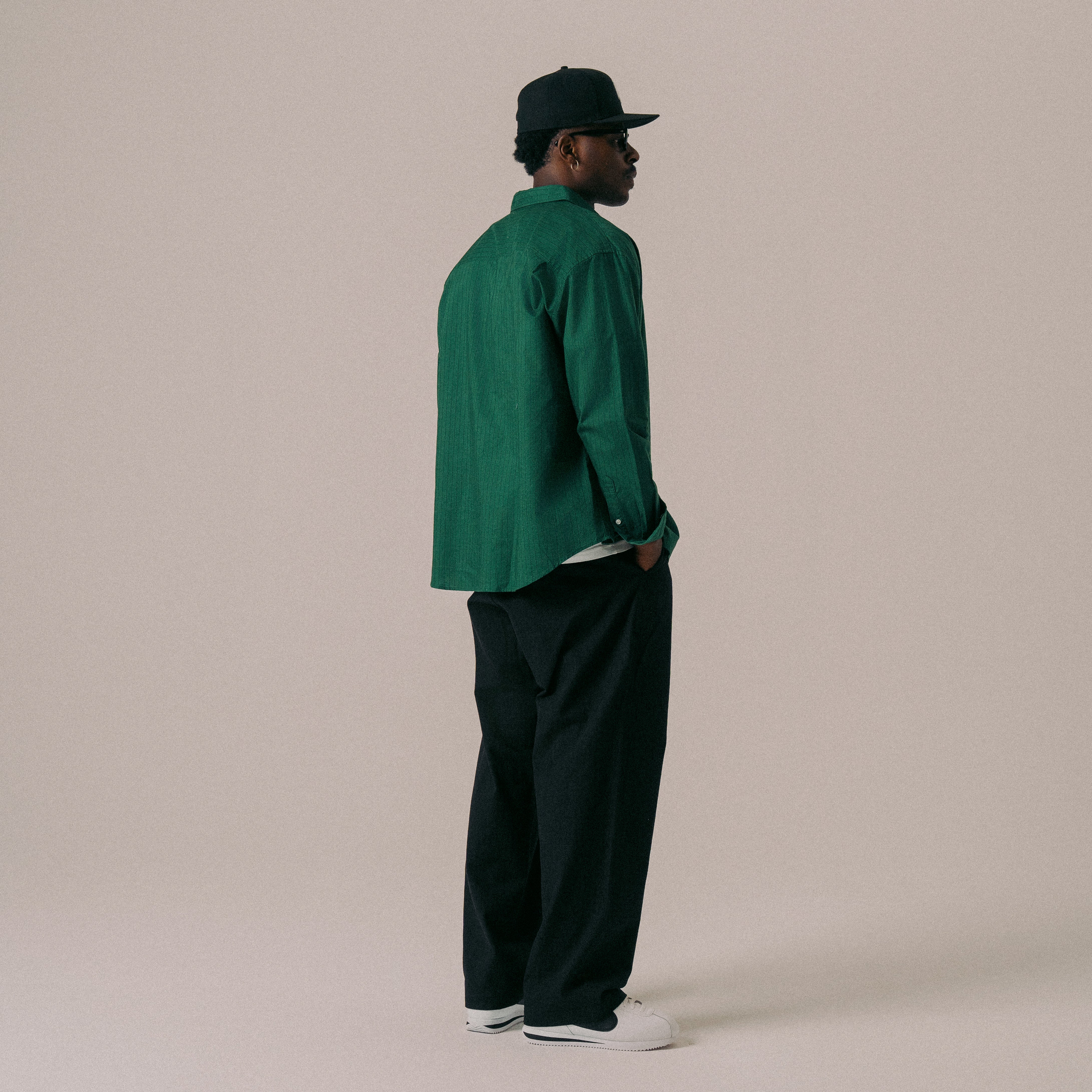 BLKVIS SCRIPT SHIRT - HUNTER GREEN
