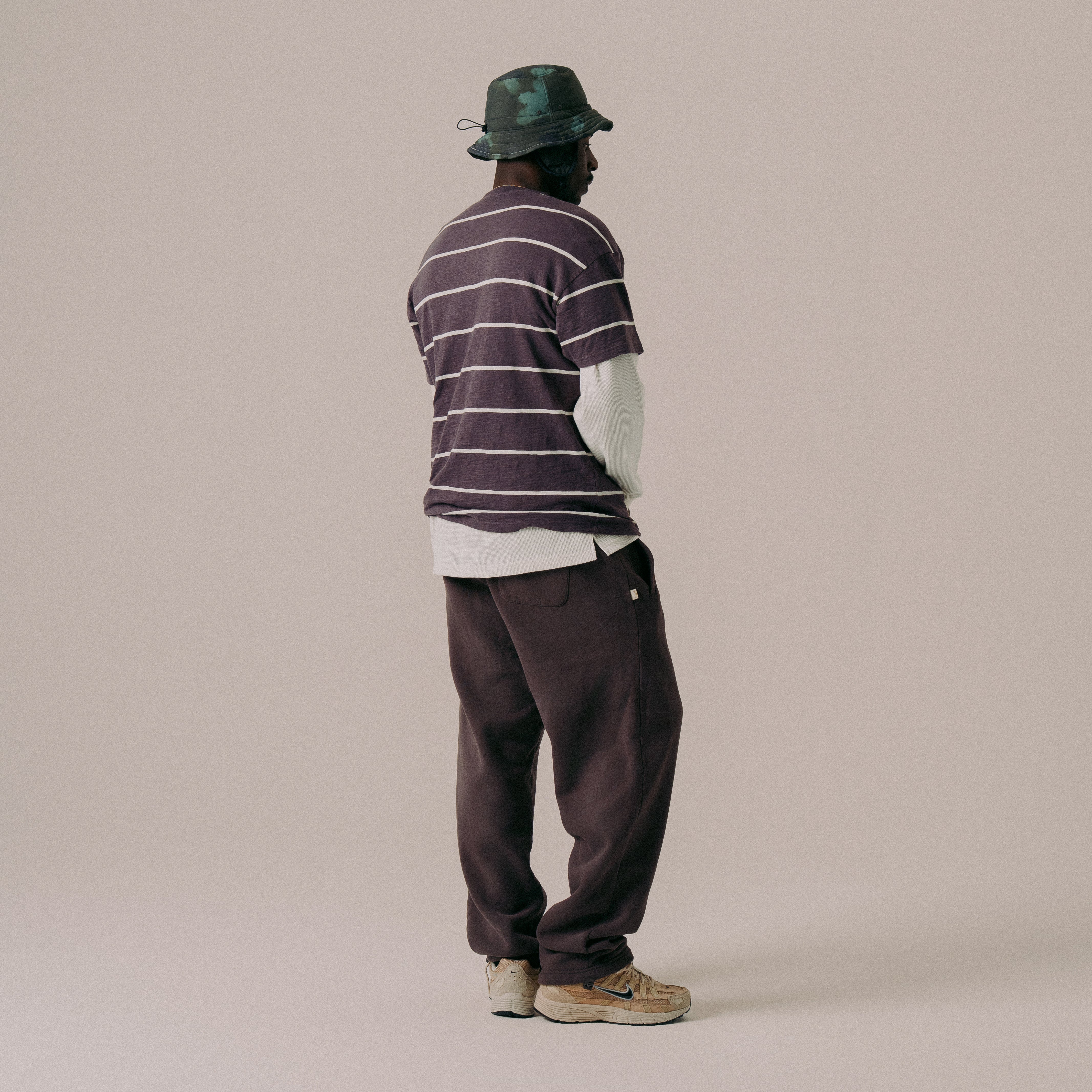 BLKVIS SCRIPT STRIPED SLUB TEE - RAISIN
