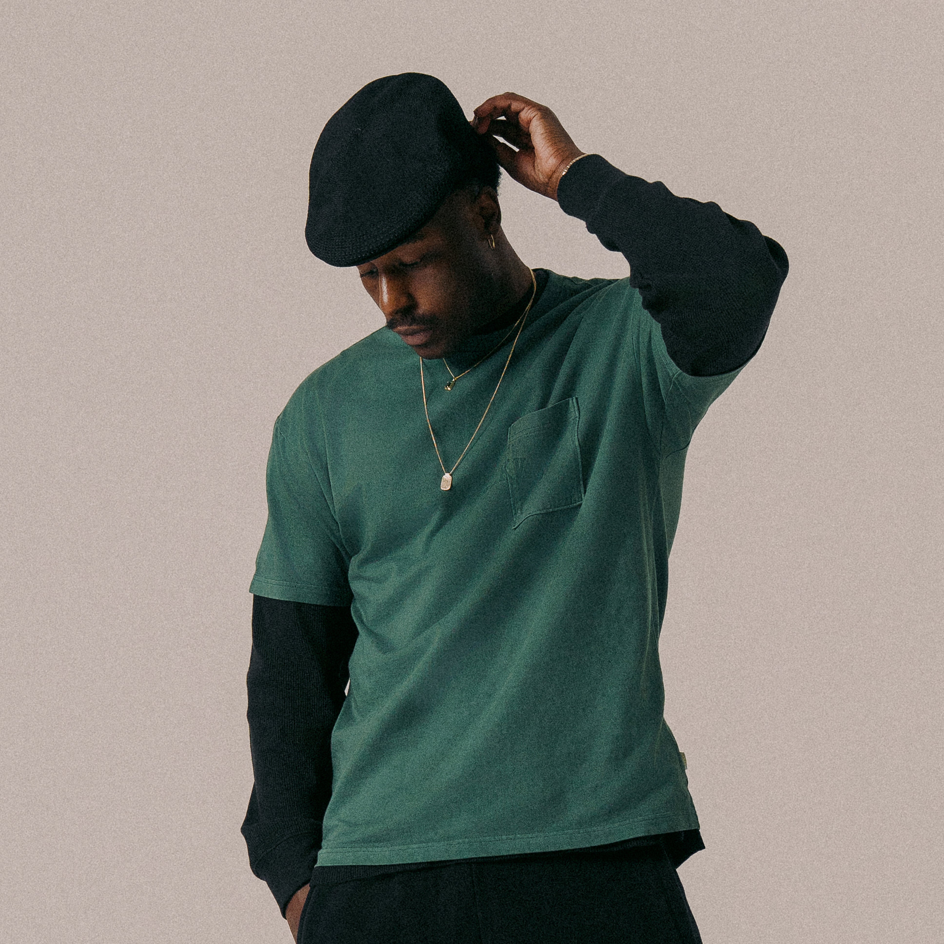 BLKVIS LOGO POCKET TEE GARMENT DYE - HUNTER GREEN