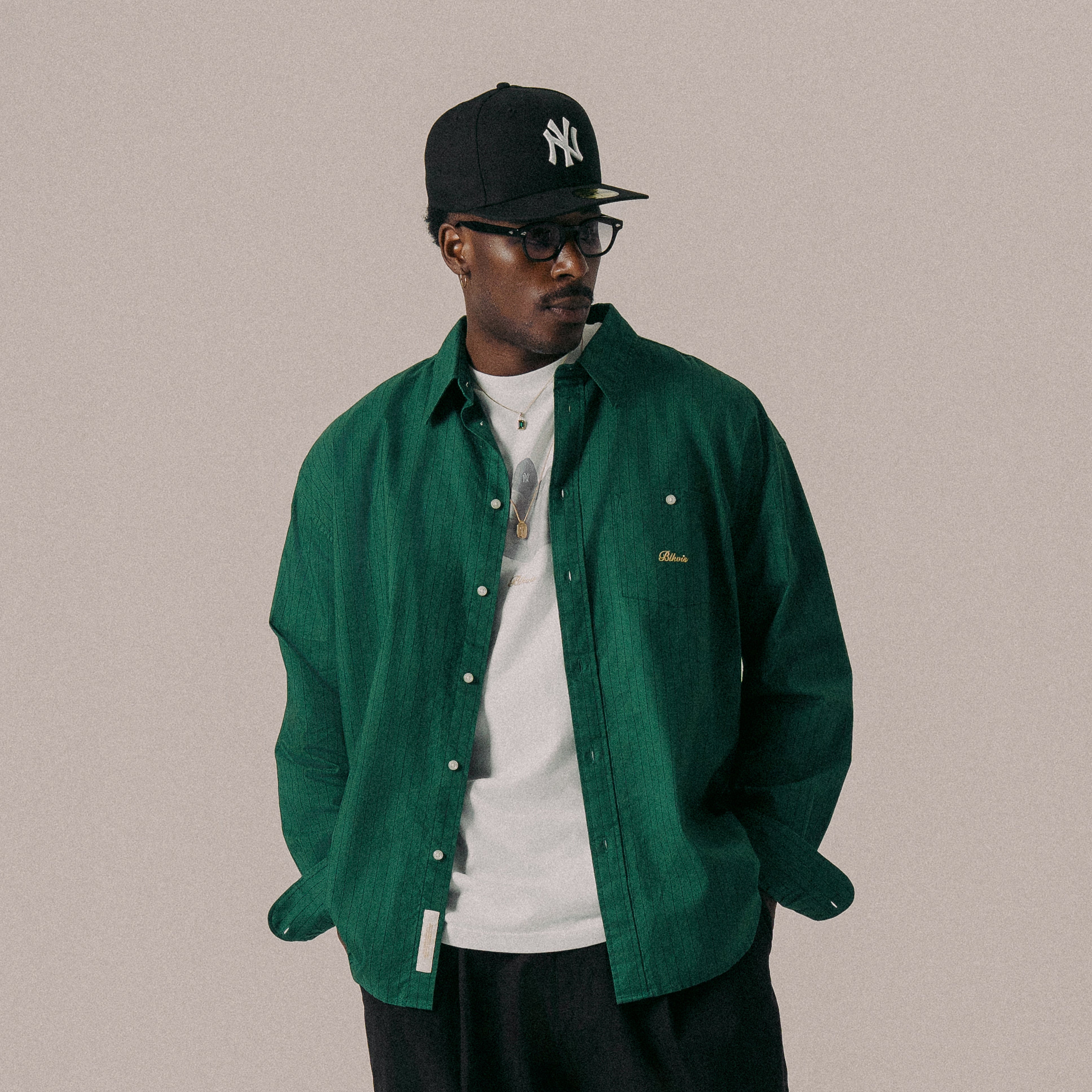 BLKVIS SCRIPT SHIRT - HUNTER GREEN