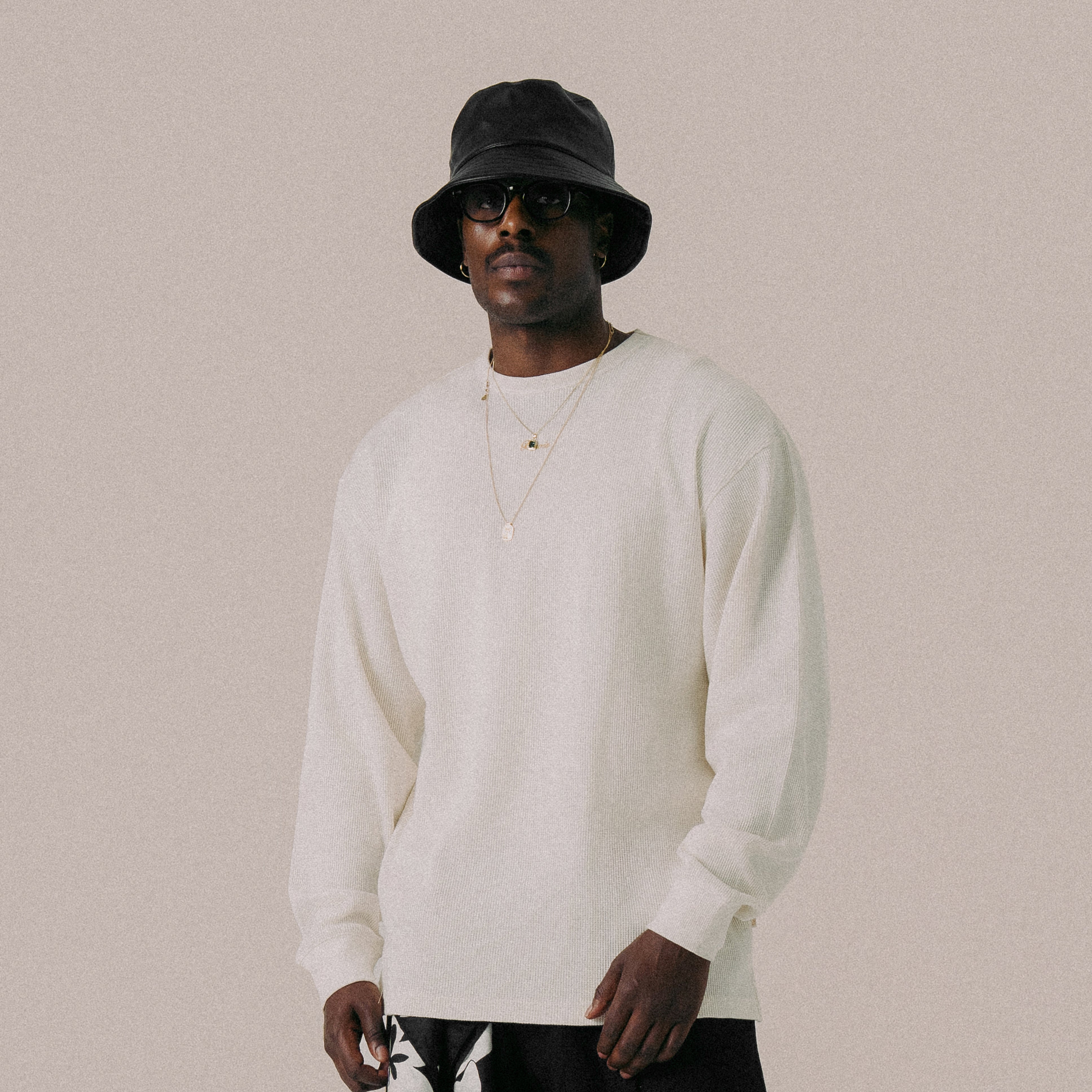 BLKVIS SCRIPT WAFFLE LONGSLEEVE - ANTIQUE WHITE