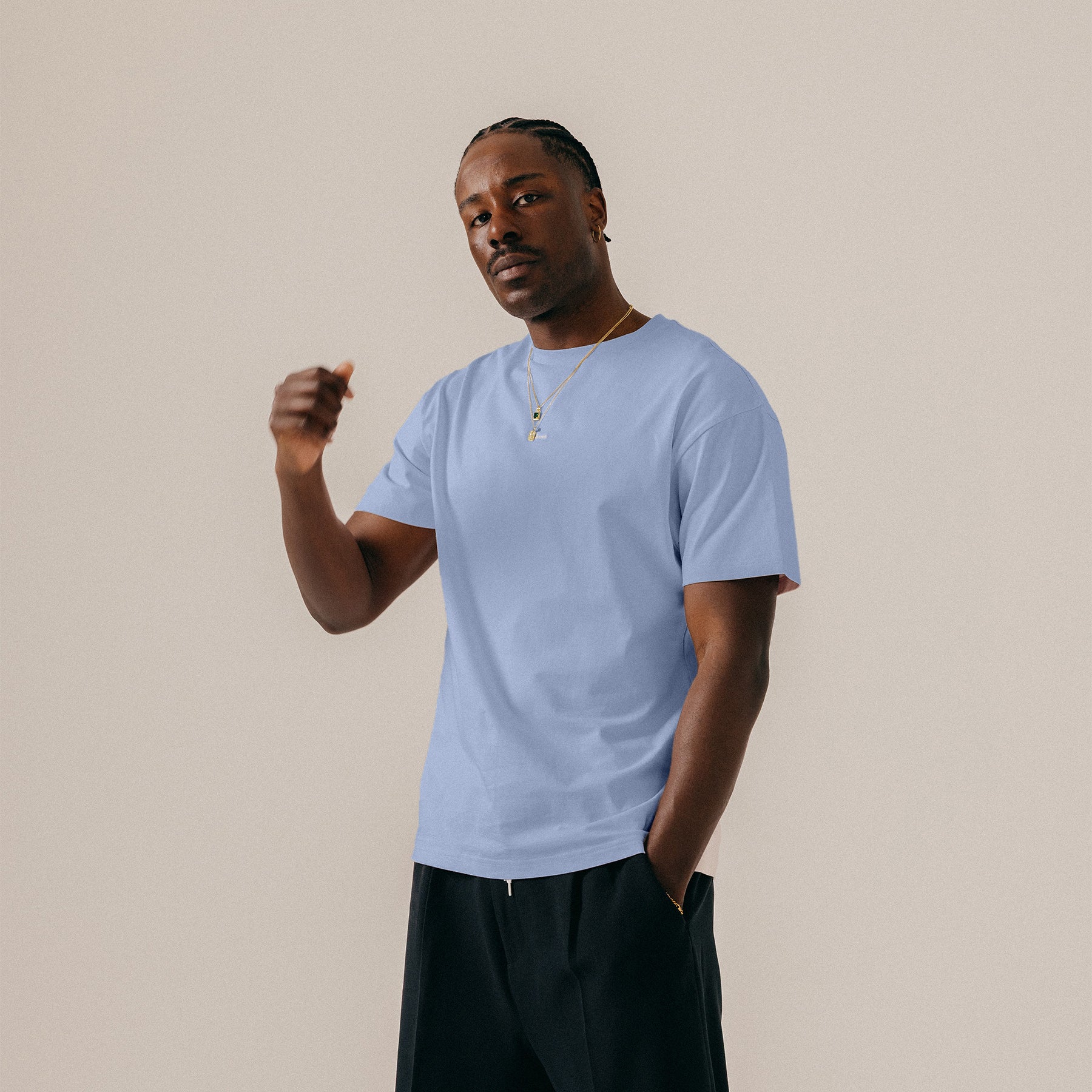 SCRIPT TEE - STONE WASH BLUE