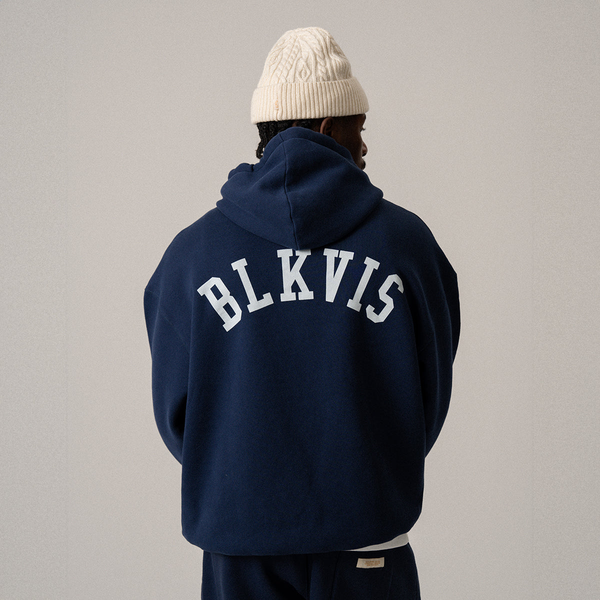 BLKVIS LOGO HOODIE - PEACOAT