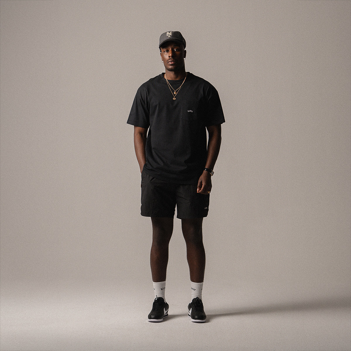 BLKVIS LOGO POCKET TEE - BLACK