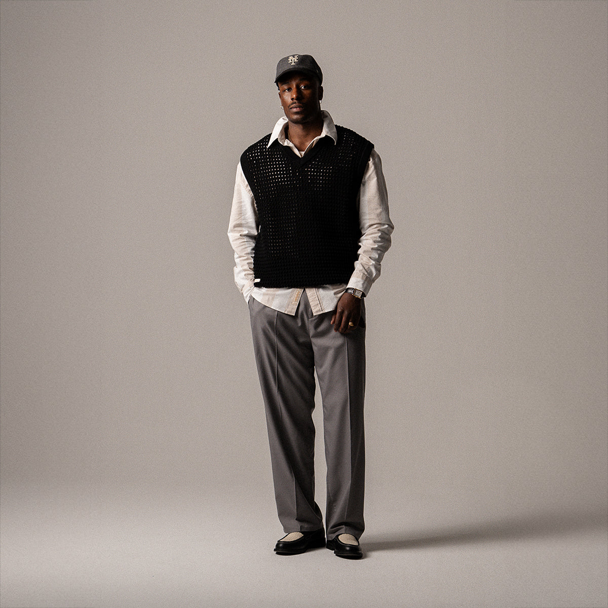 BLKVIS POINTELLE V-NECK VEST - BLACK